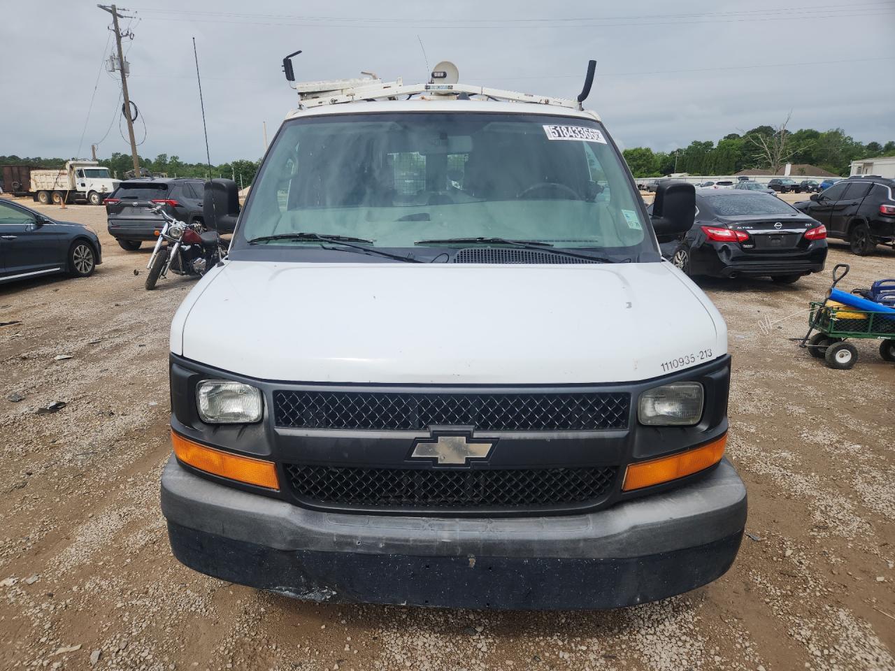 2013 Chevrolet Express G2500 White vin: 1GCWGFCA3D1903322 Damage: Hood, Peeling, 2 To 3 Inches