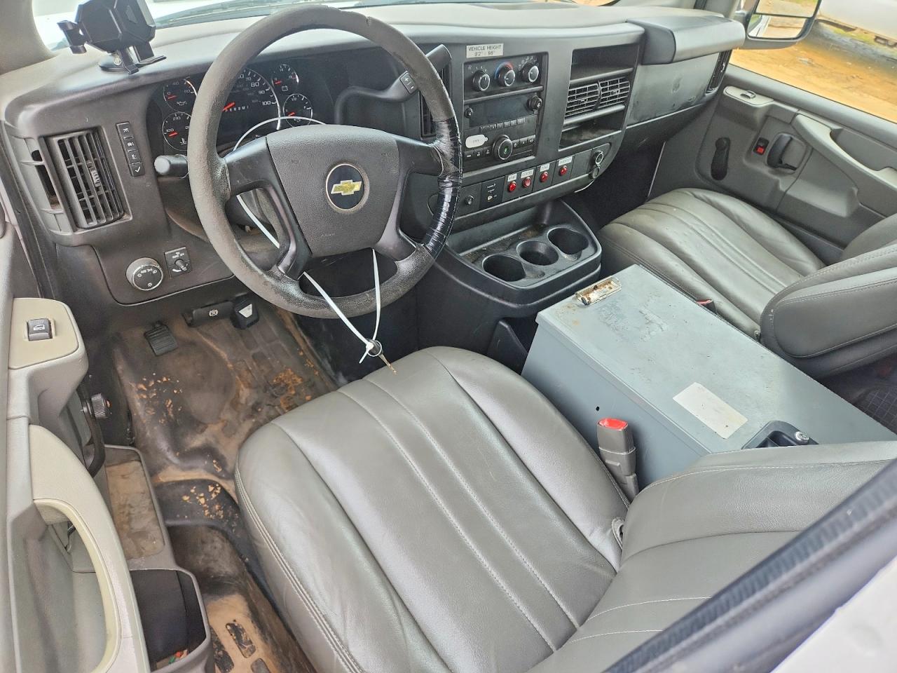 2013 Chevrolet Express G2500 White vin: 1GCWGFCA3D1903322