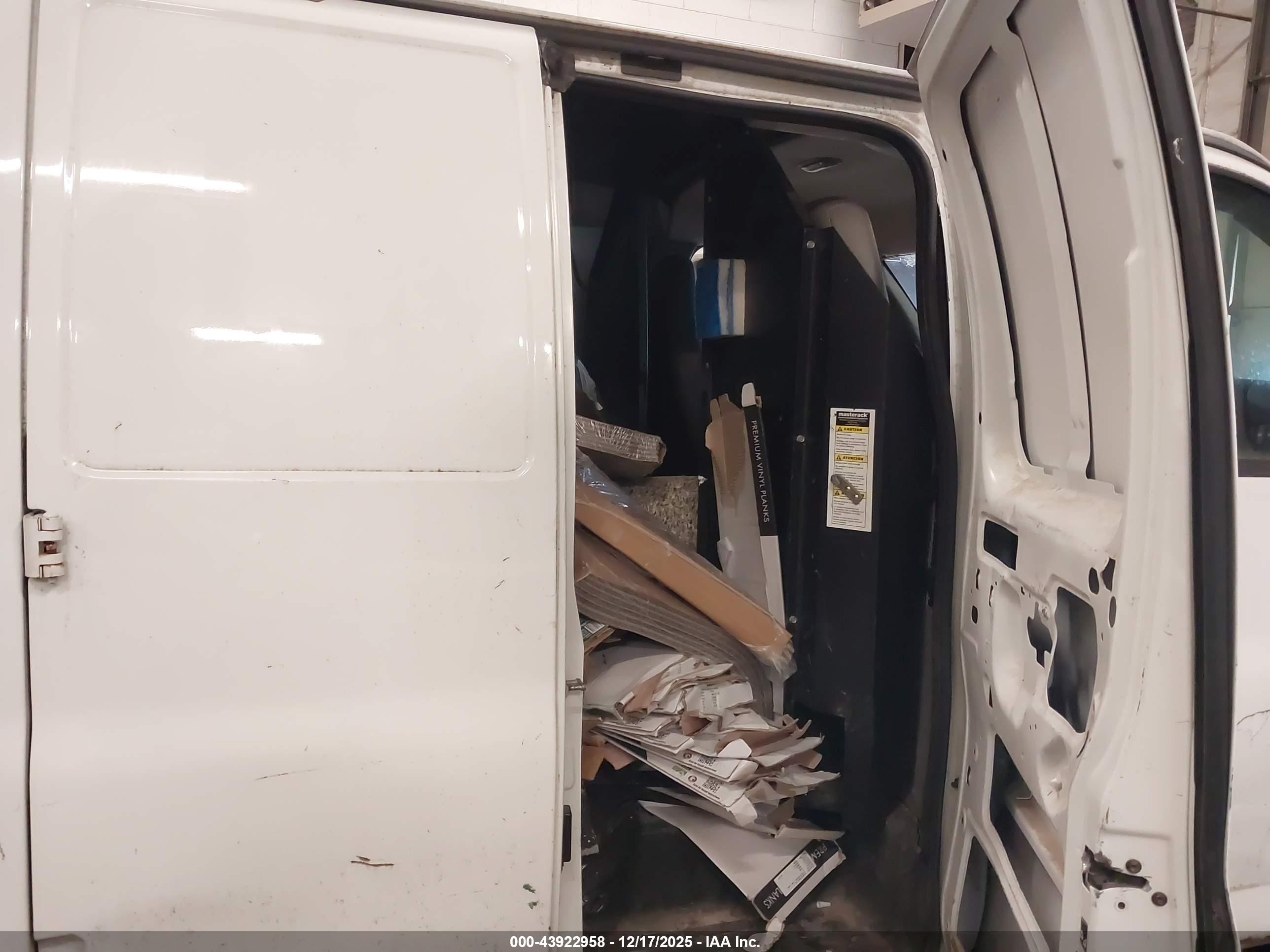 2011 Chevrolet Express 2500 Work Van White vin: 1GCWGFCA4B1125139