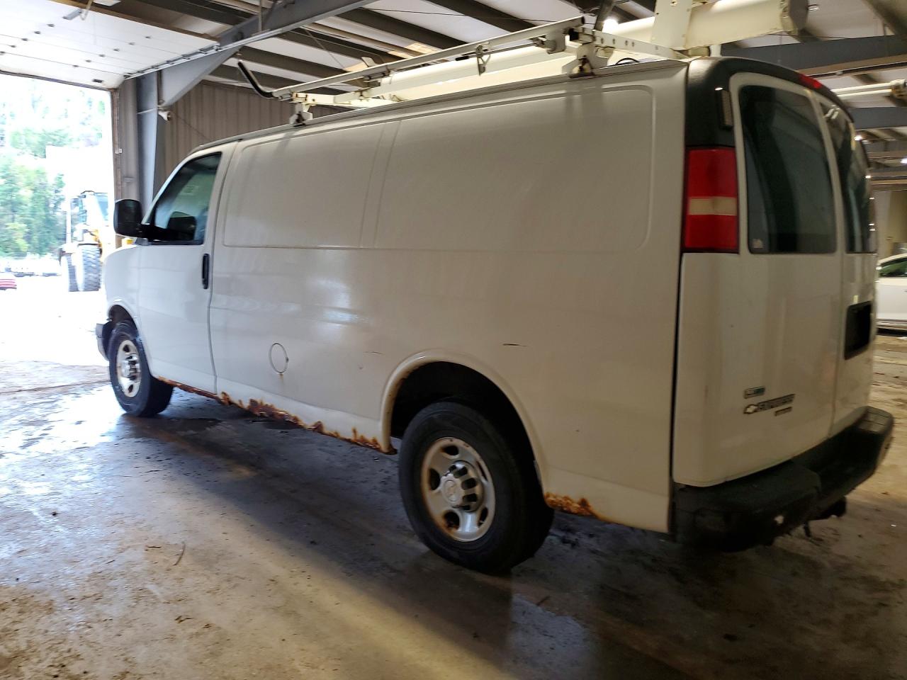 2011 Chevrolet Express G2500 White vin: 1GCWGFCA4B1169870