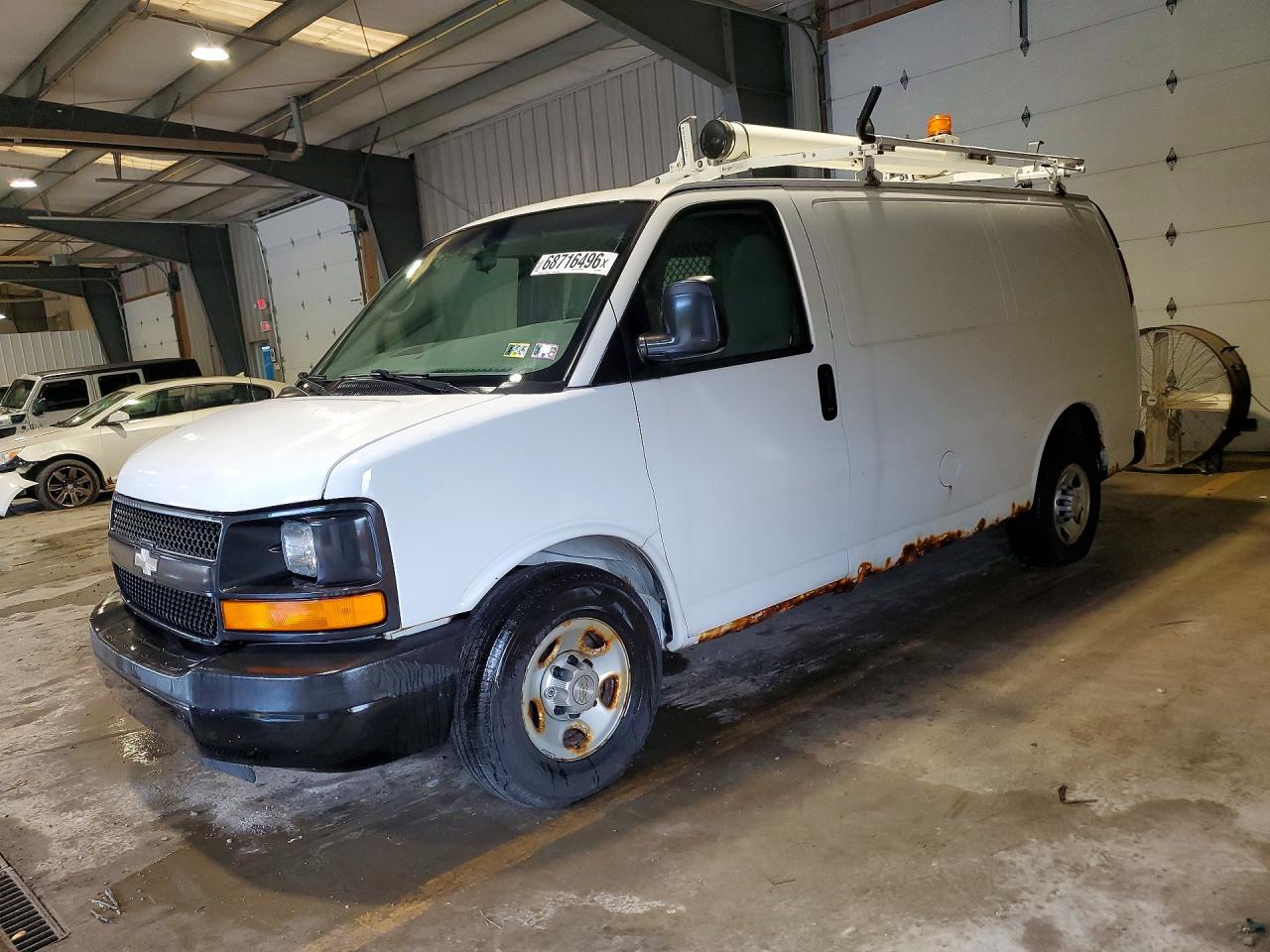 2011 Chevrolet Express G2500 White vin: 1GCWGFCA4B1169870