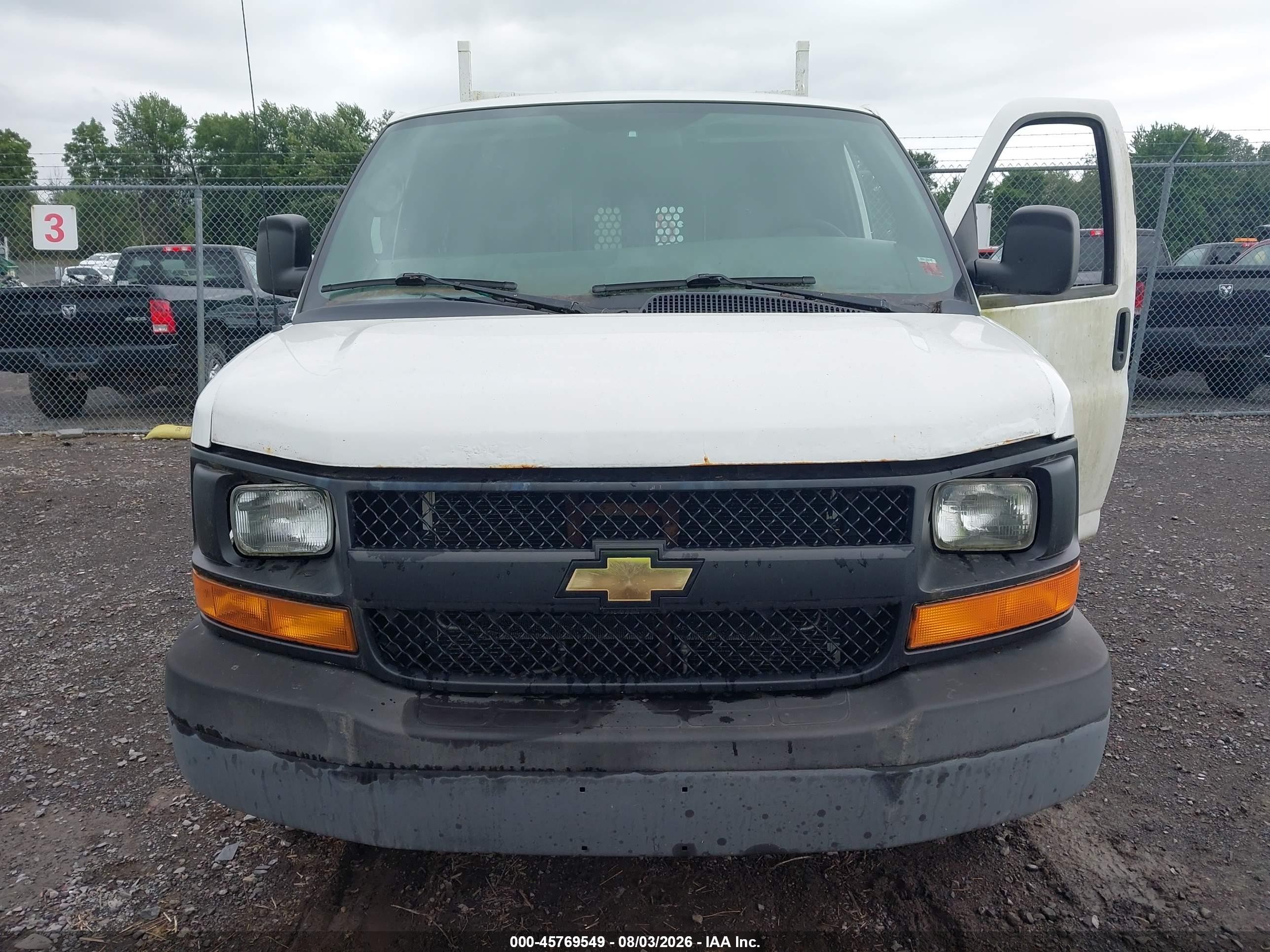 2013 Chevrolet Express 2500 Work Van White vin: 1GCWGFCA4D1105220