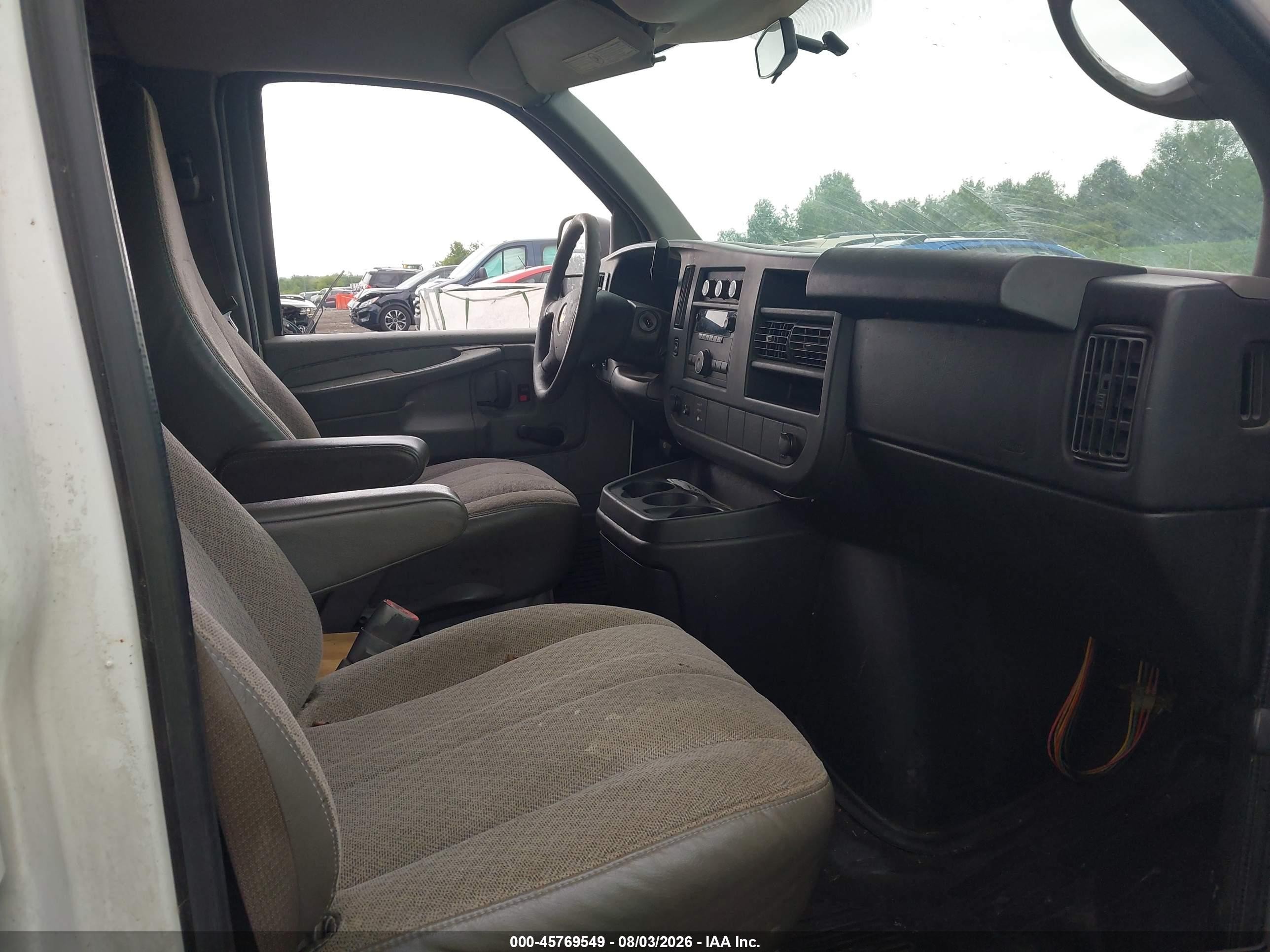 2013 Chevrolet Express 2500 Work Van White vin: 1GCWGFCA4D1105220