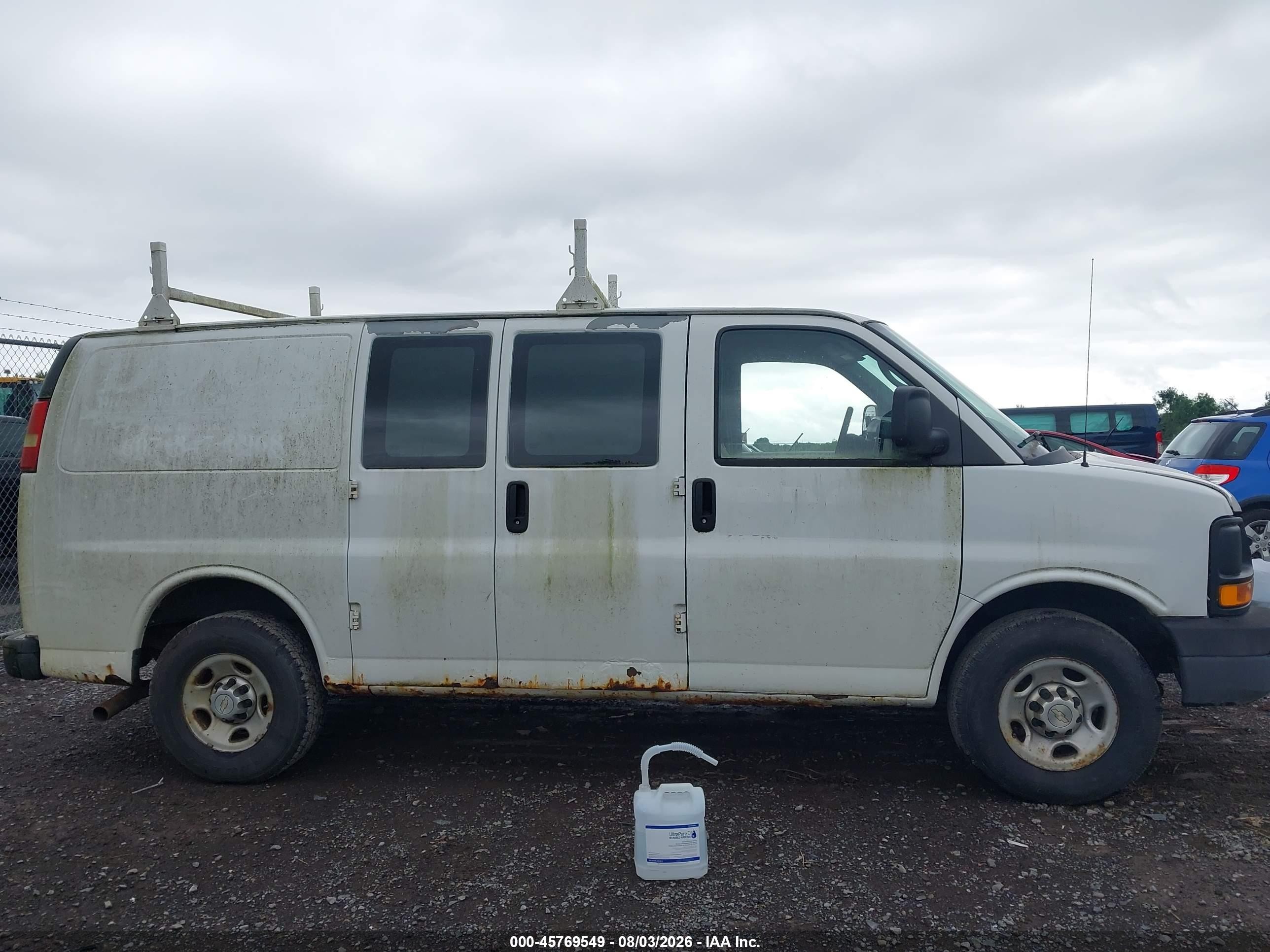 2013 Chevrolet Express 2500 Work Van White vin: 1GCWGFCA4D1105220