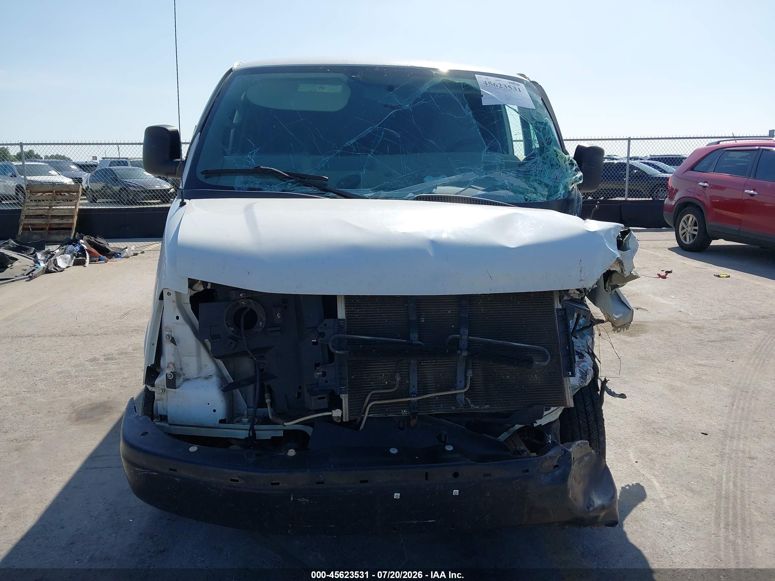 2014 Chevrolet Express 2500 Work Van White vin: 1GCWGFCA4E1207831