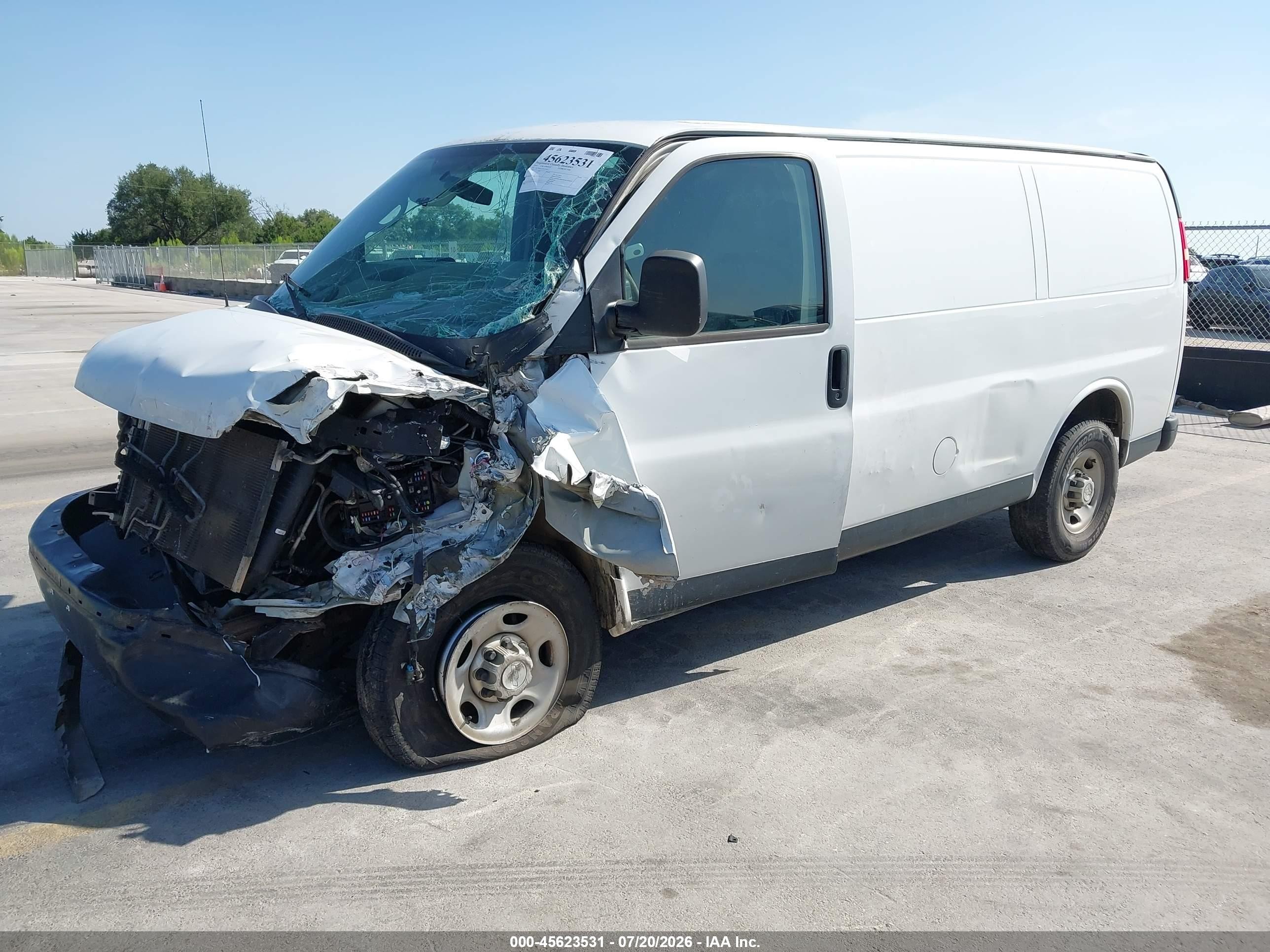 2014 Chevrolet Express 2500 Work Van White vin: 1GCWGFCA4E1207831