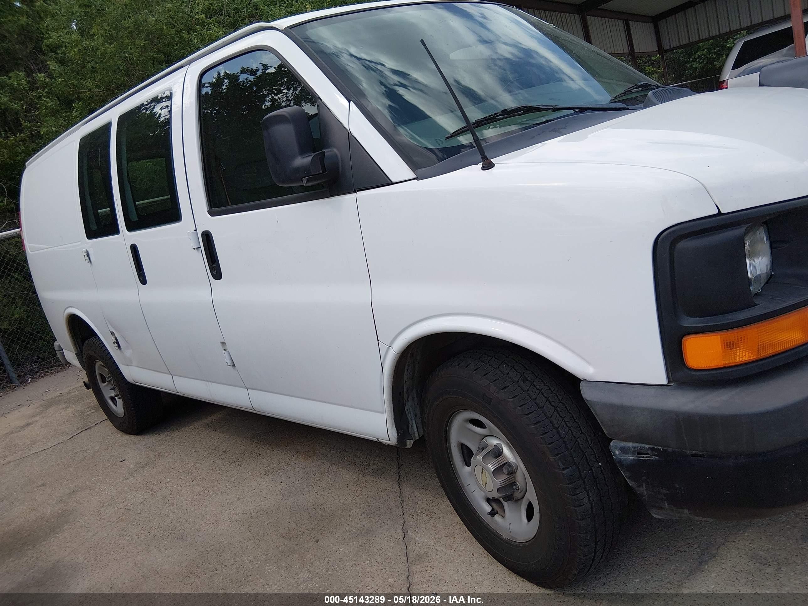 2013 Chevrolet Express 2500 Work Van White vin: 1GCWGFCA5D1192352