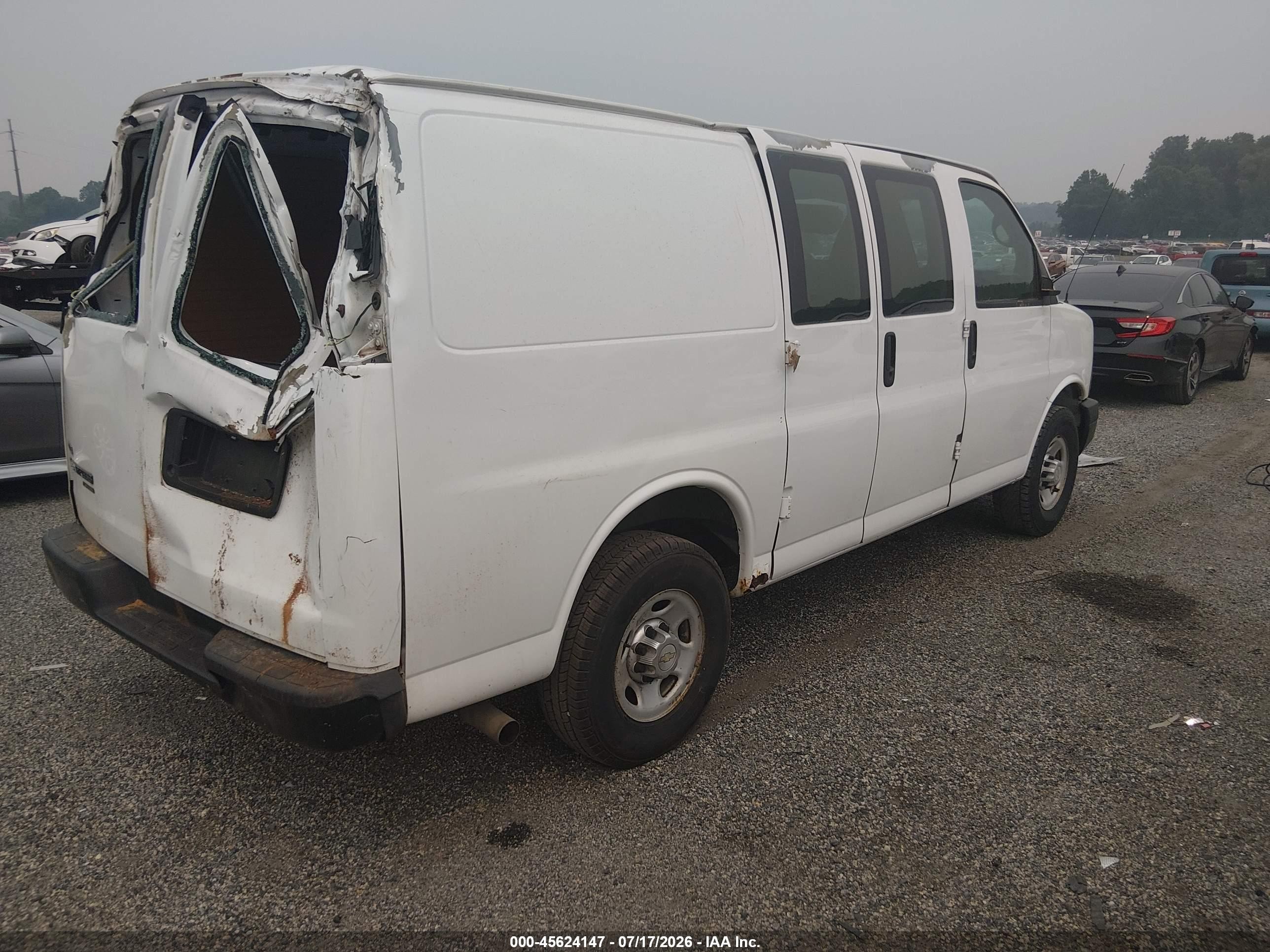 2011 Chevrolet Express 2500 Work Van White vin: 1GCWGFCA6B1177839