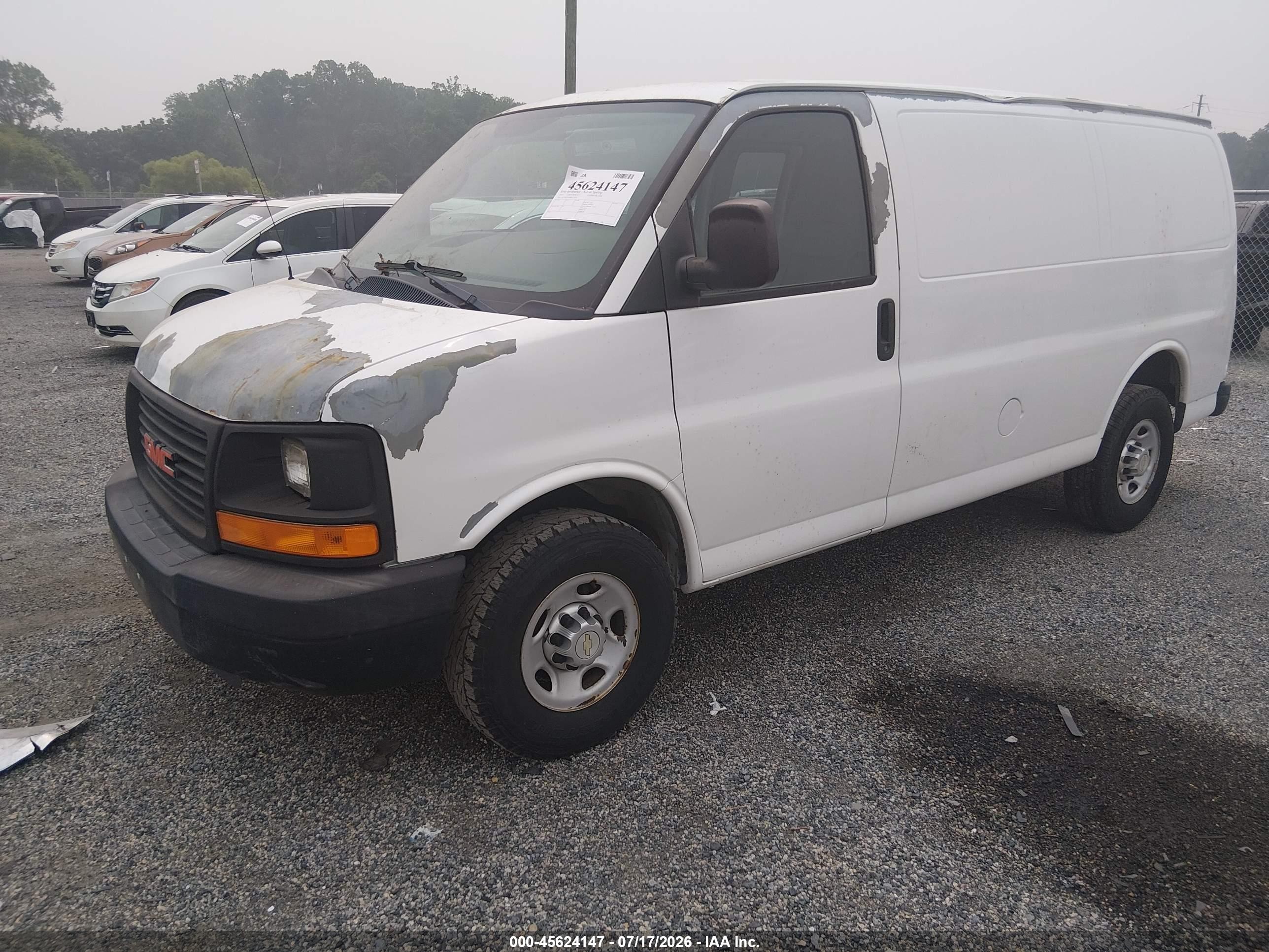 2011 Chevrolet Express 2500 Work Van White vin: 1GCWGFCA6B1177839