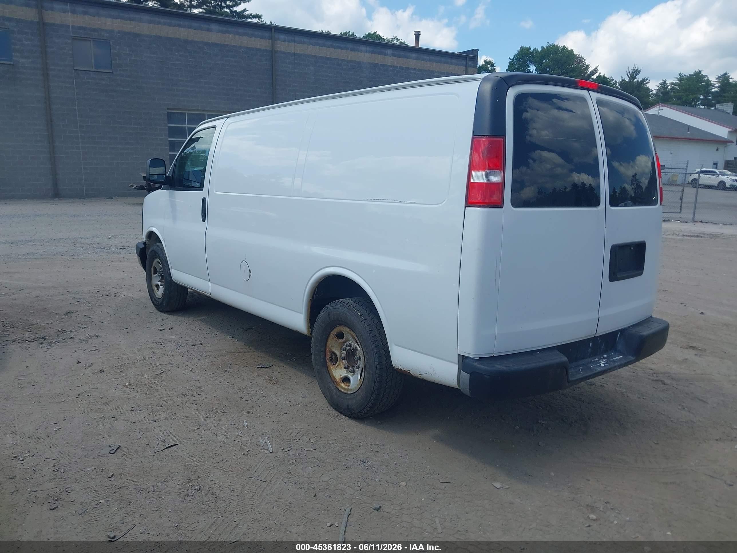 2013 Chevrolet Express 2500 Work Van White vin: 1GCWGFCA6D1120785