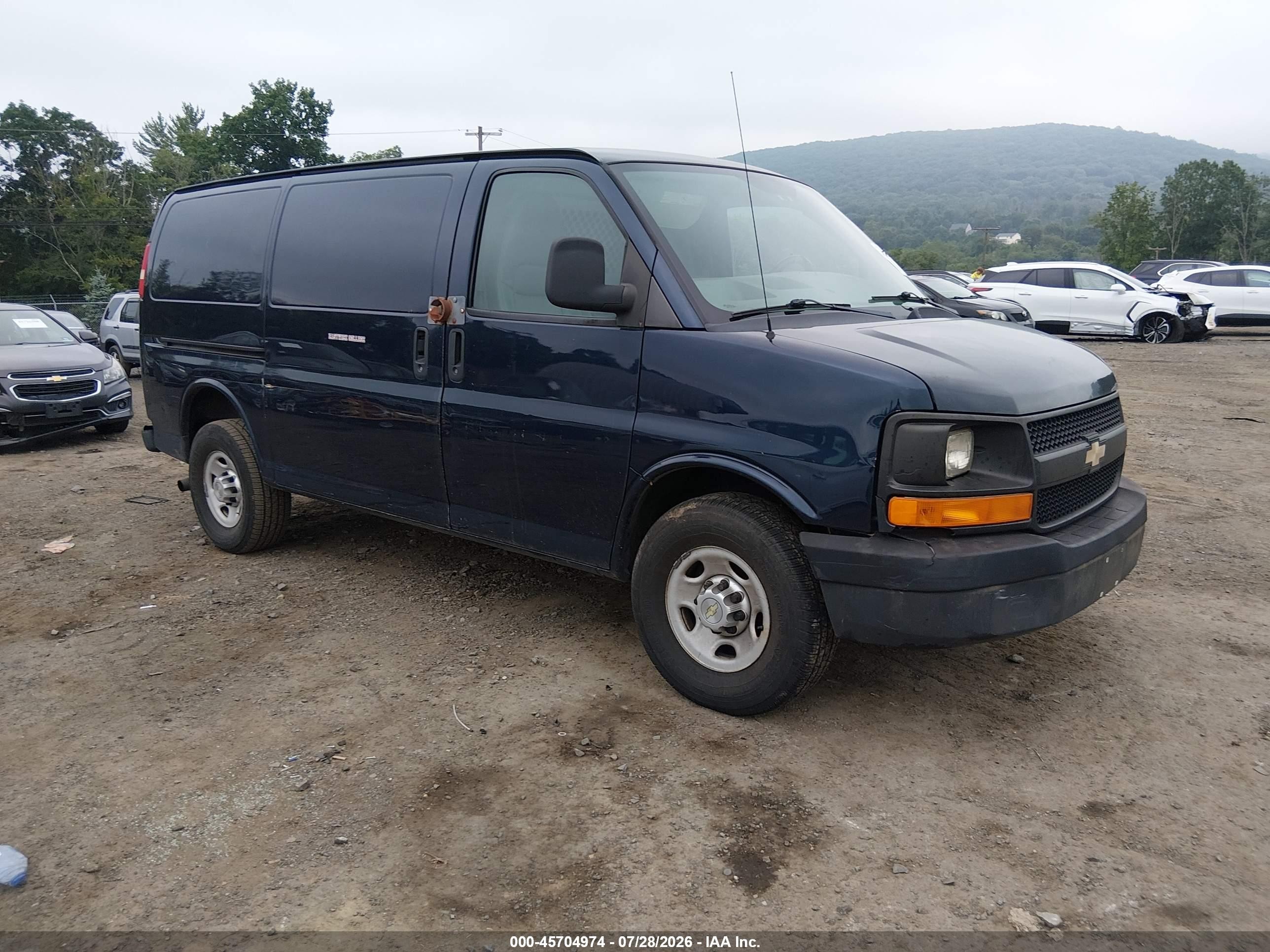 2011 Chevrolet Express 2500 Work Van Синий vin: 1GCWGFCA7B1155073