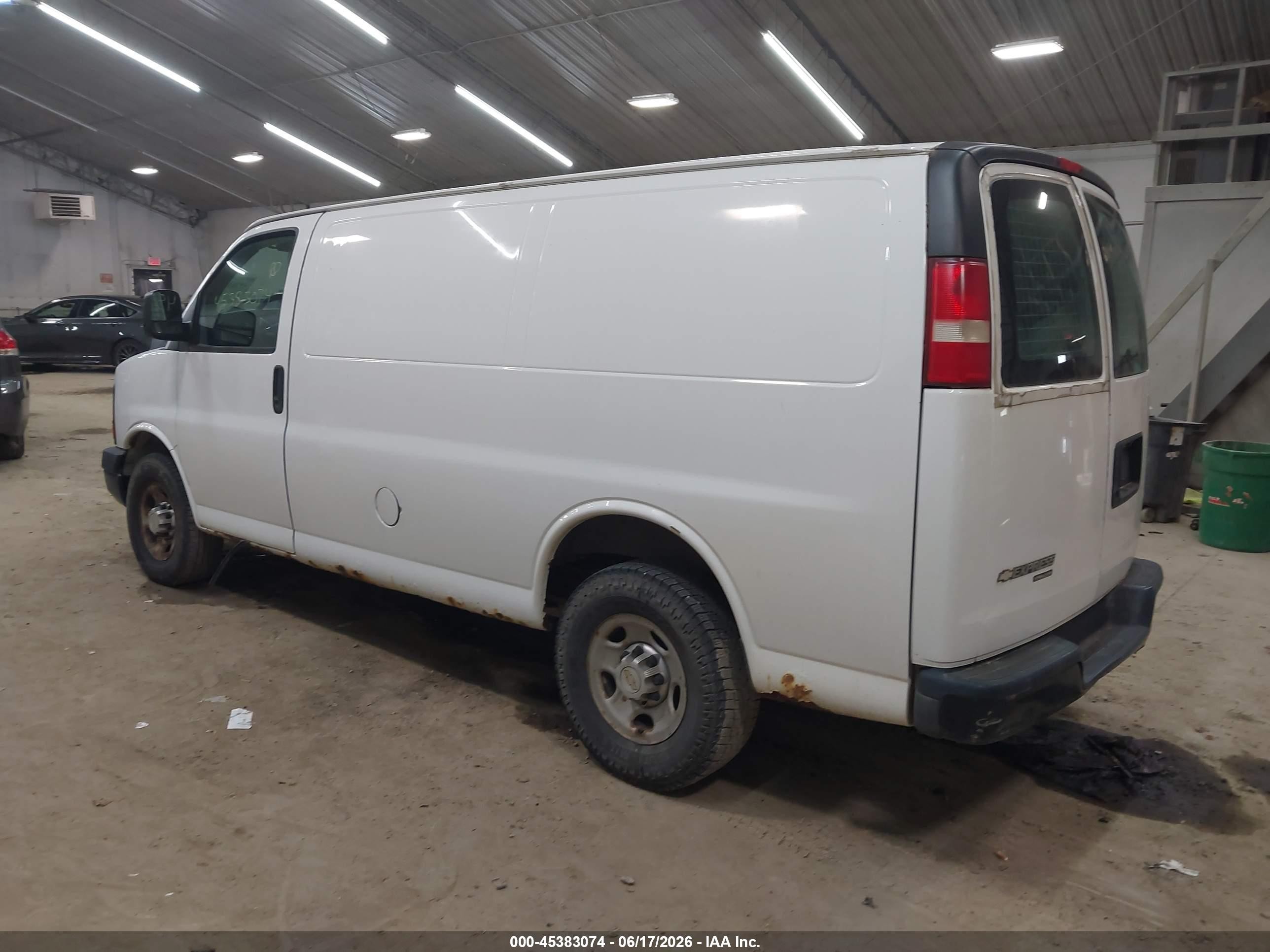 2012 Chevrolet Express 2500 Work Van White vin: 1GCWGFCA7C1152546