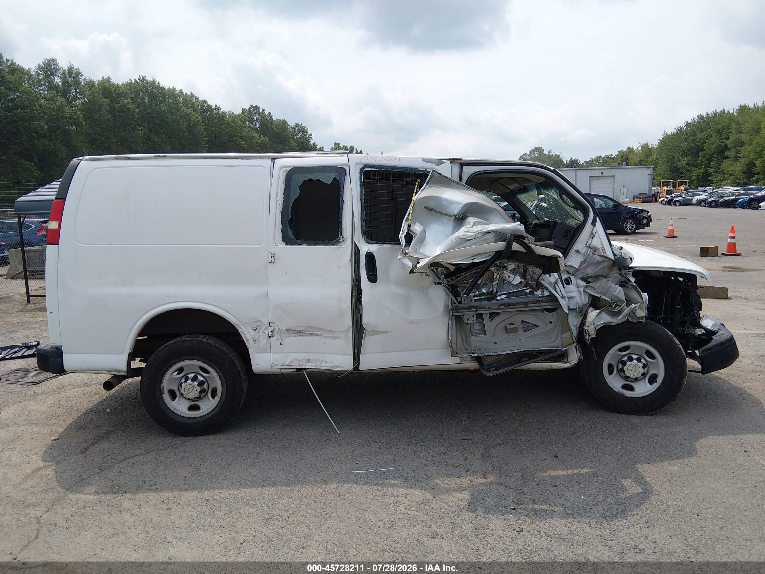 2012 Chevrolet Express 2500 Work Van White vin: 1GCWGFCA7C1197387