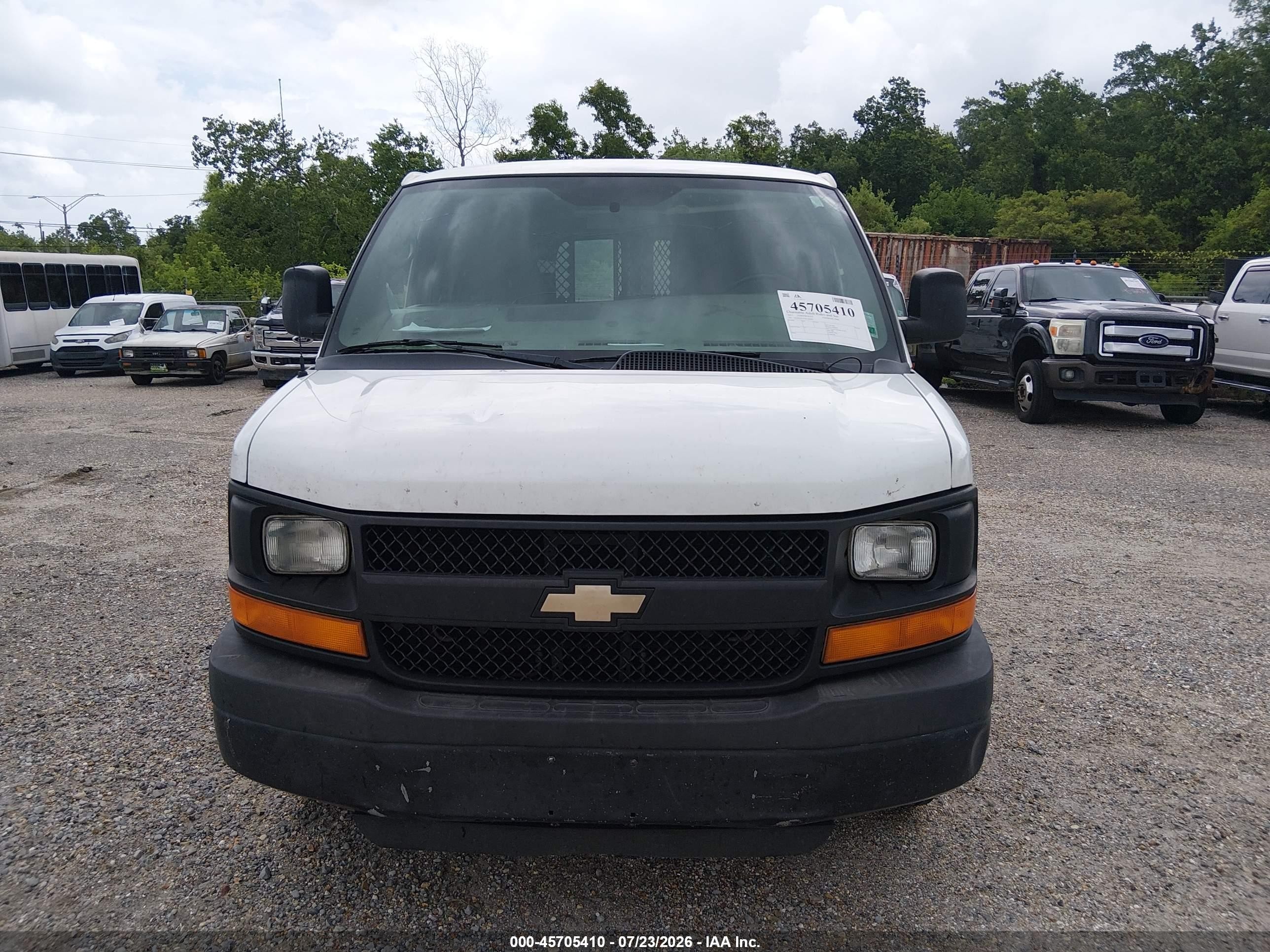 2013 Chevrolet Express 2500 Work Van White vin: 1GCWGFCA7D1184446