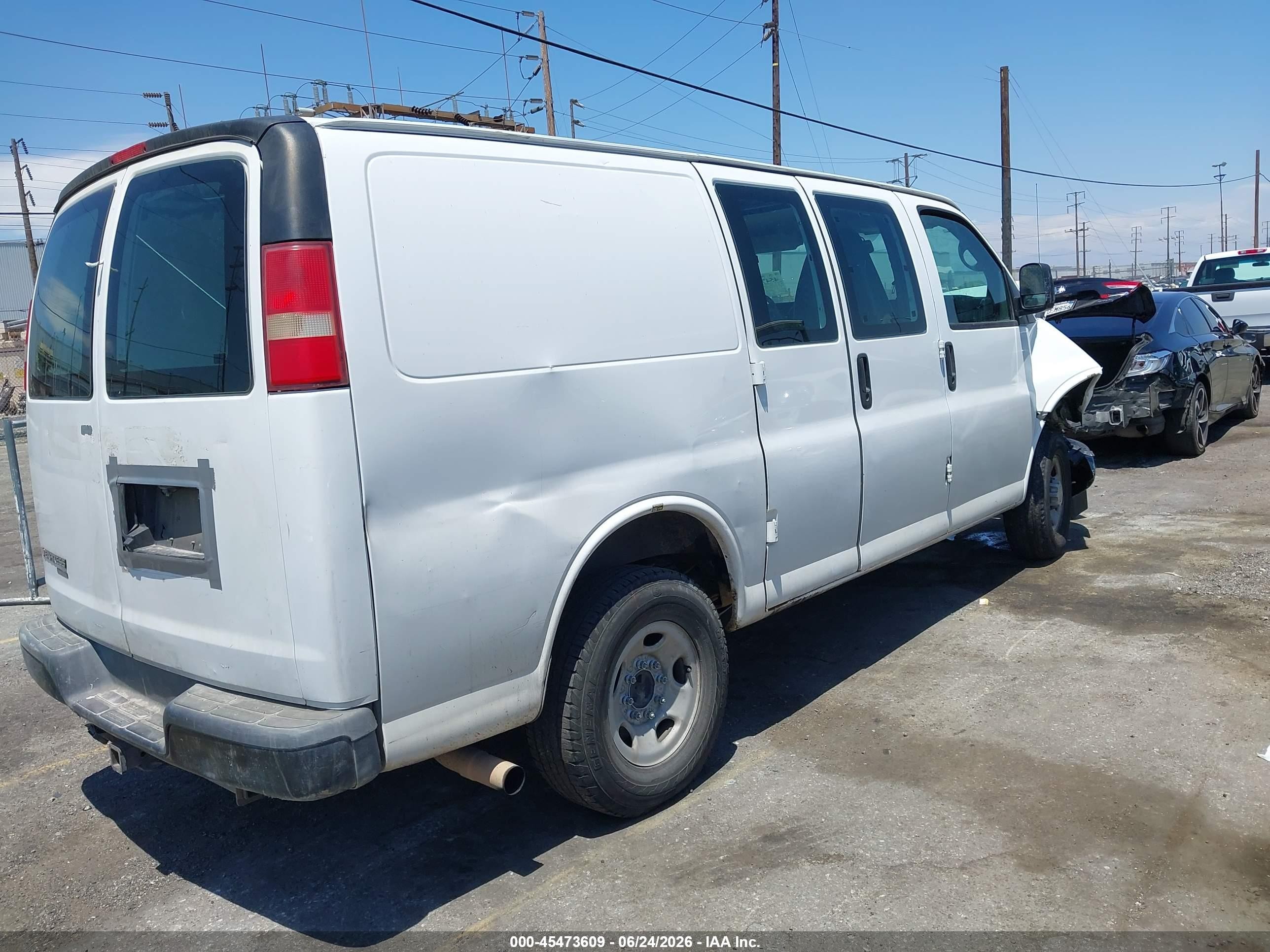 2013 Chevrolet Express 2500 Work Van White vin: 1GCWGFCA7D1903551