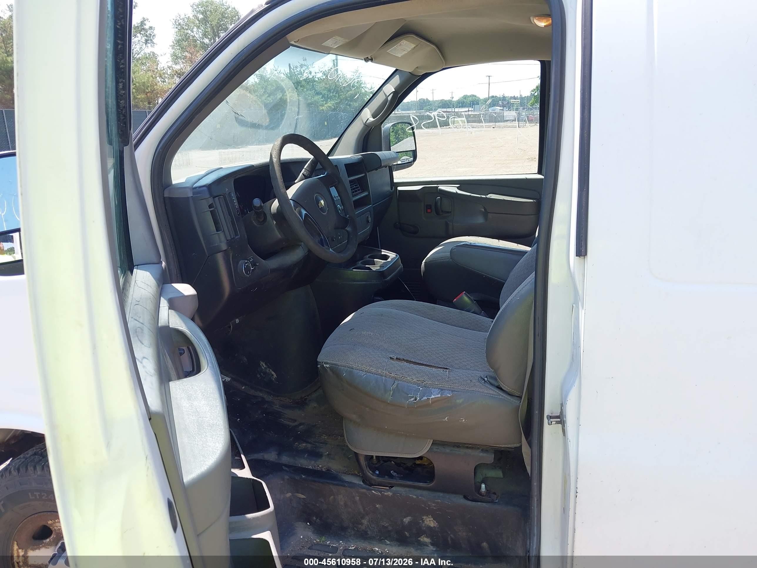 2012 Chevrolet Express 2500 Work Van White vin: 1GCWGFCA8C1163426