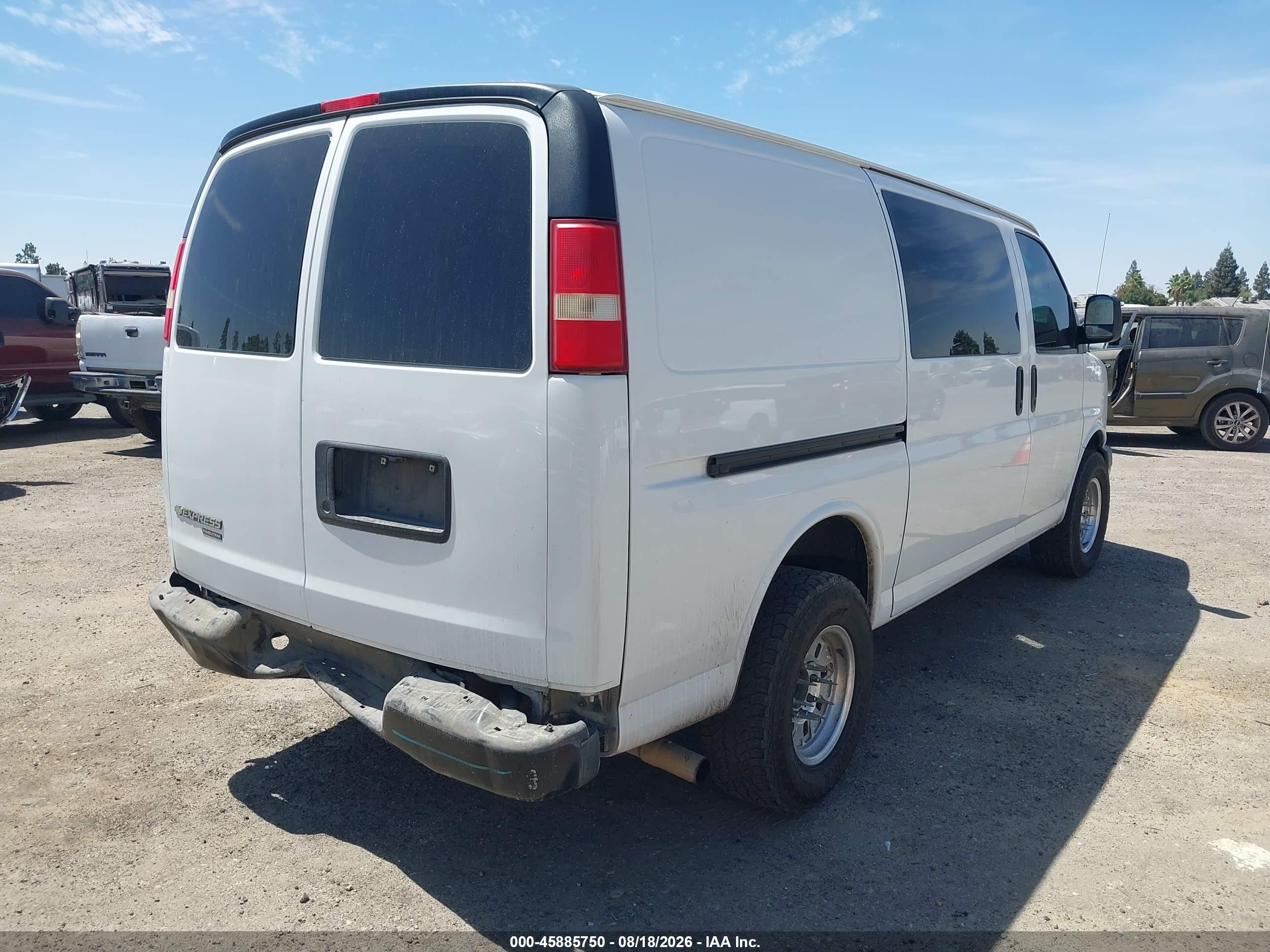 2014 Chevrolet Express 2500 Work Van White vin: 1GCWGFCA8E1182657