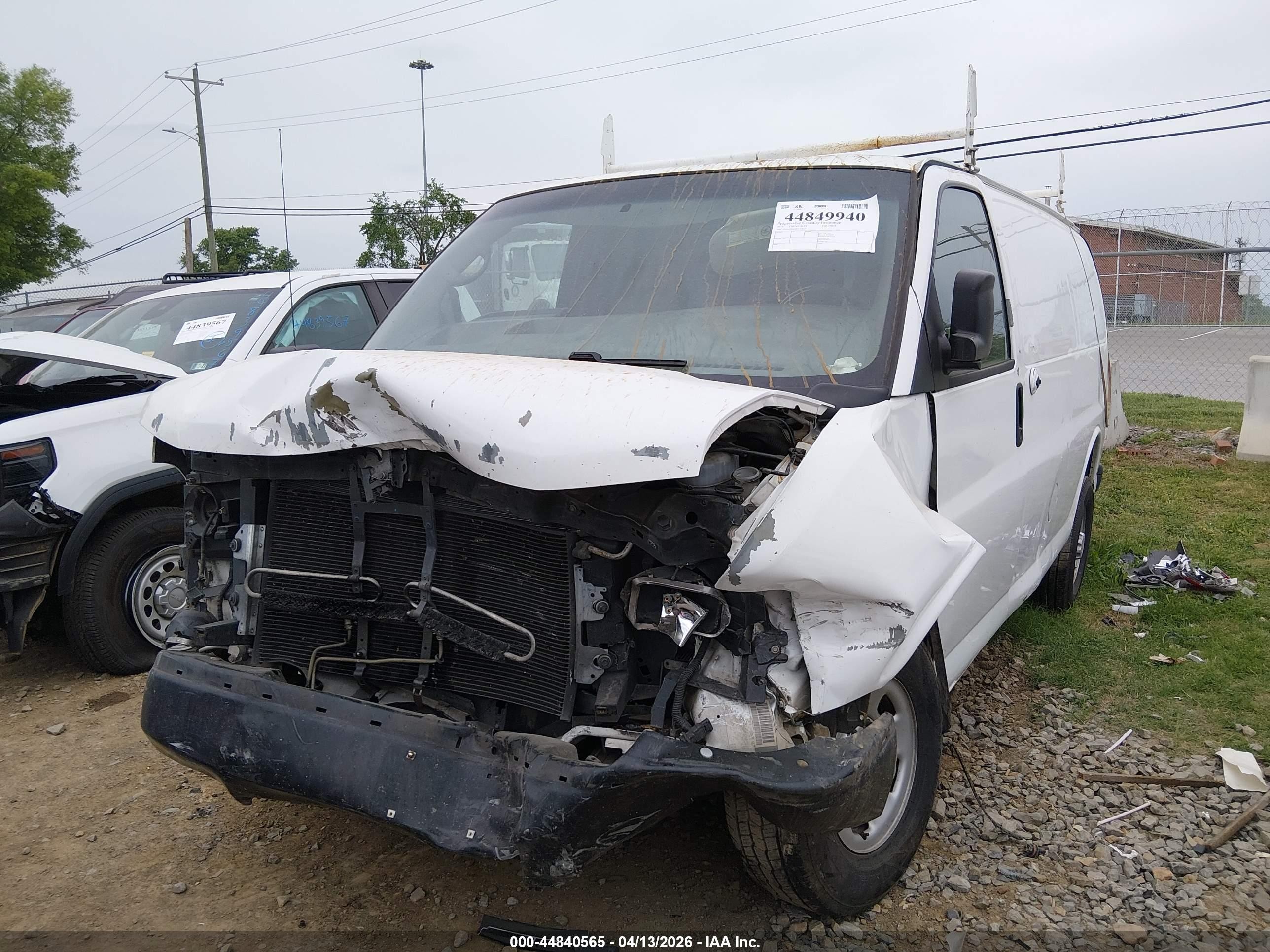 2012 Chevrolet Express 2500 Work Van White vin: 1GCWGFCA9C1178954