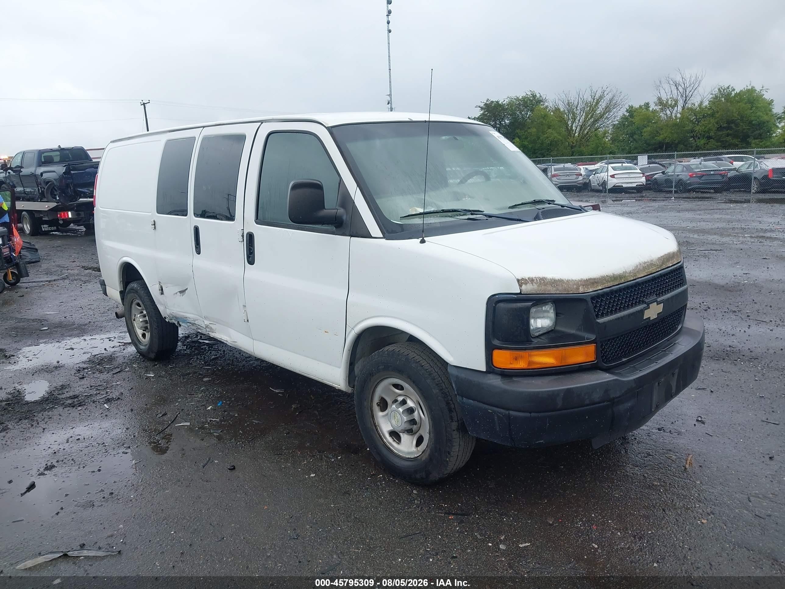 2012 Chevrolet Express 2500 Work Van White vin: 1GCWGFCAXC1118181