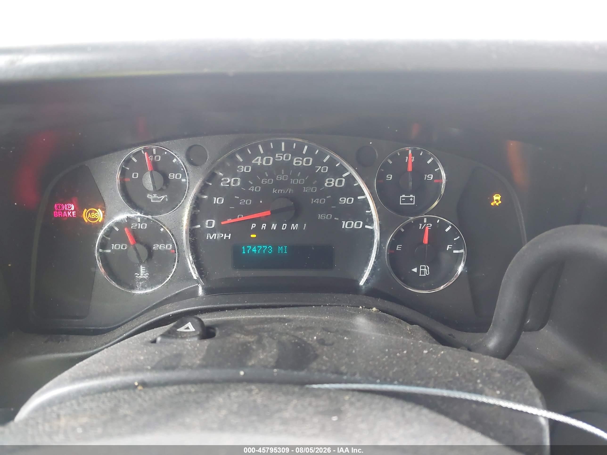 2012 Chevrolet Express 2500 Work Van White vin: 1GCWGFCAXC1118181