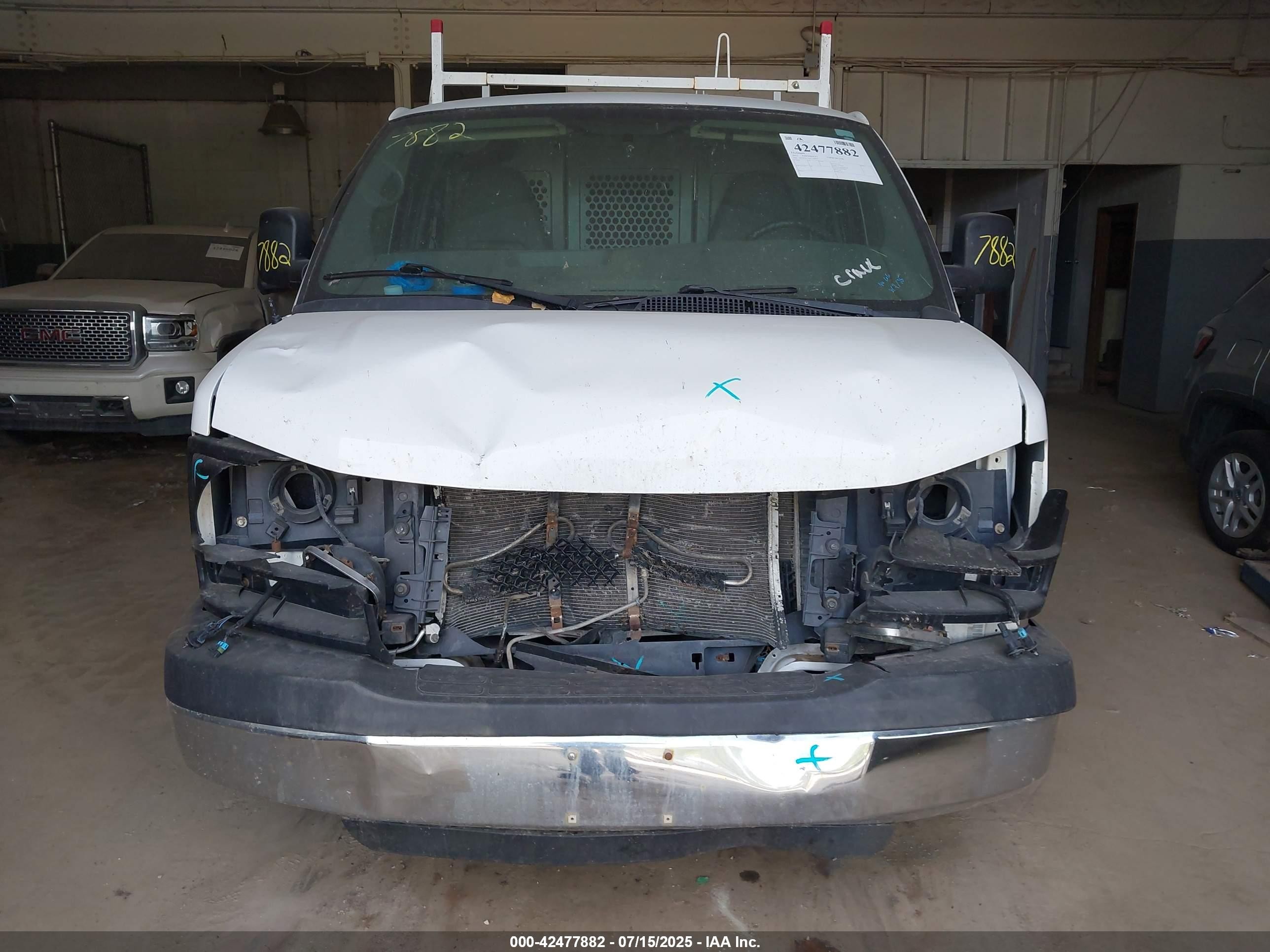 2012 Chevrolet Express 2500 Work Van White vin: 1GCWGFCAXC1180972