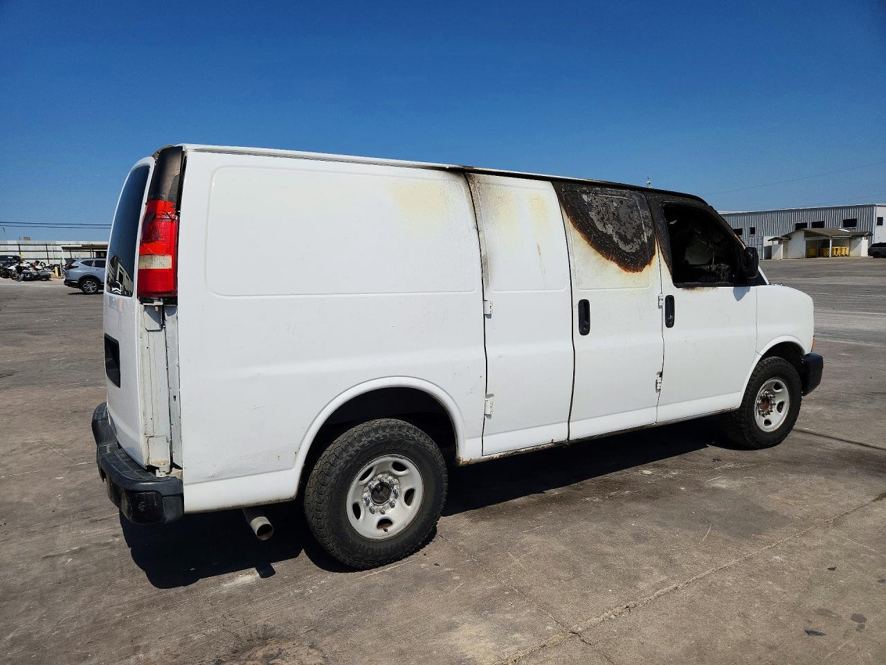 2014 Chevrolet Express G2500 Белый vin: 1GCWGFCAXE1102386