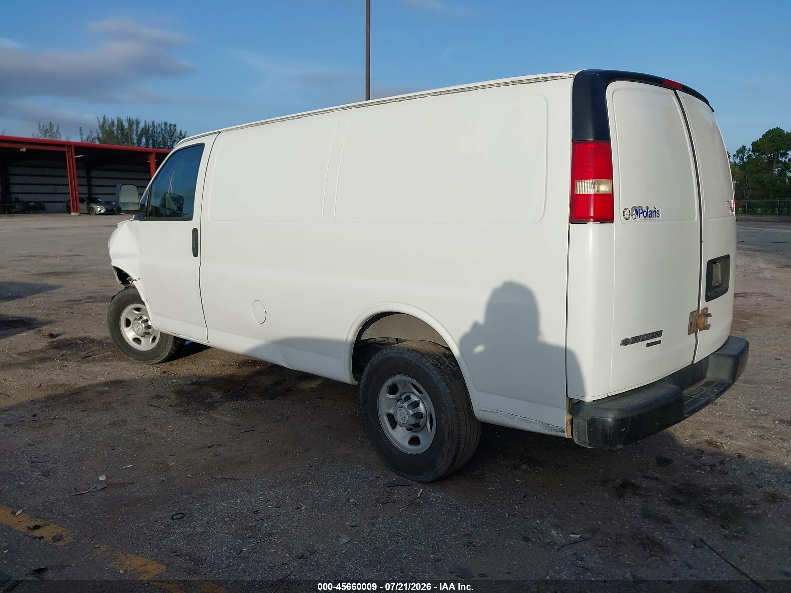2014 Chevrolet Express 2500 Work Van White vin: 1GCWGFCAXE1169036