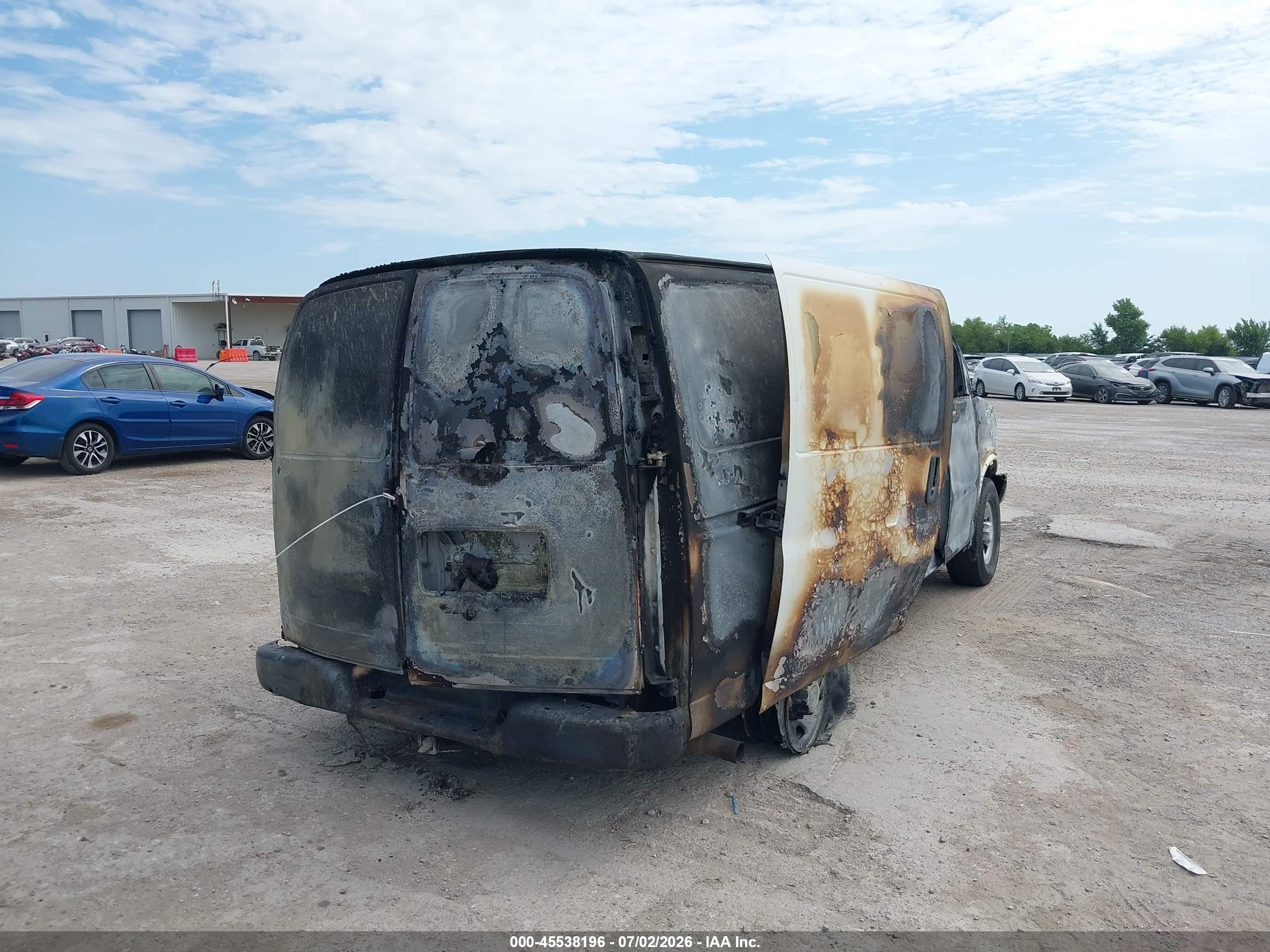 2014 Chevrolet Express 2500 Work Van Белый vin: 1GCWGFCAXE1203153