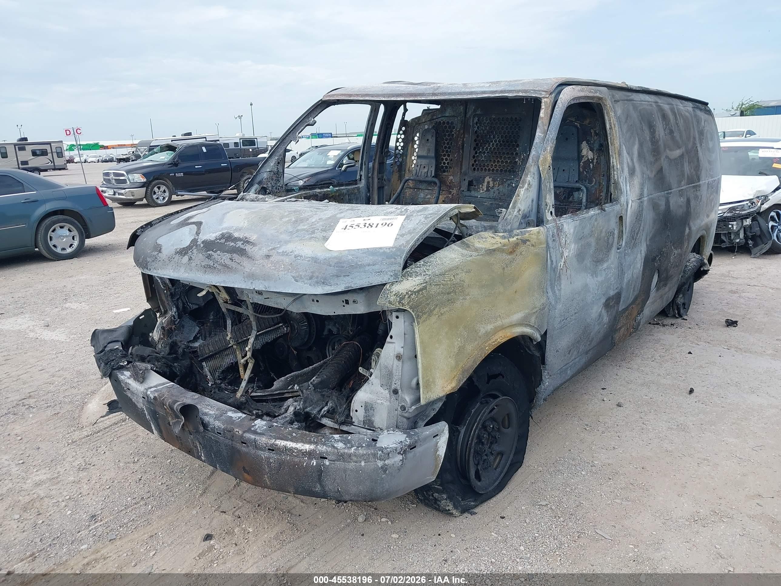 2014 Chevrolet Express 2500 Work Van Белый vin: 1GCWGFCAXE1203153