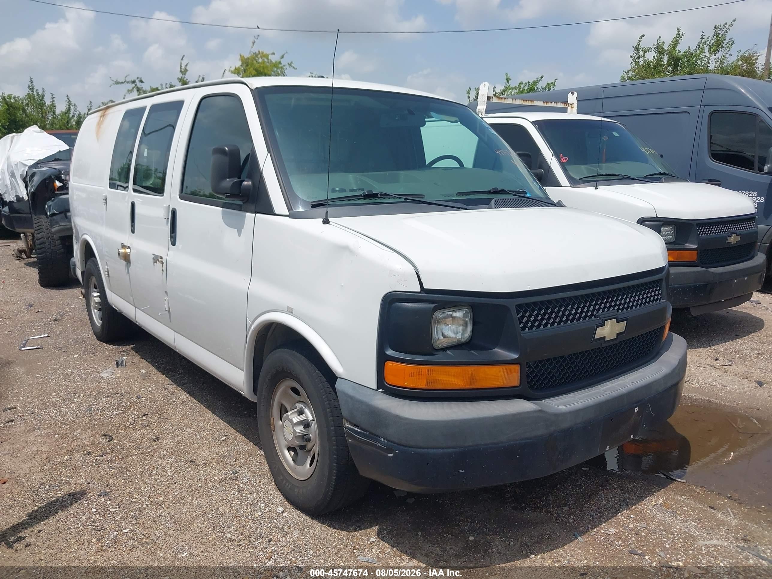 2013 Chevrolet Express 2500 Work Van White vin: 1GCWGFCB1D1902548