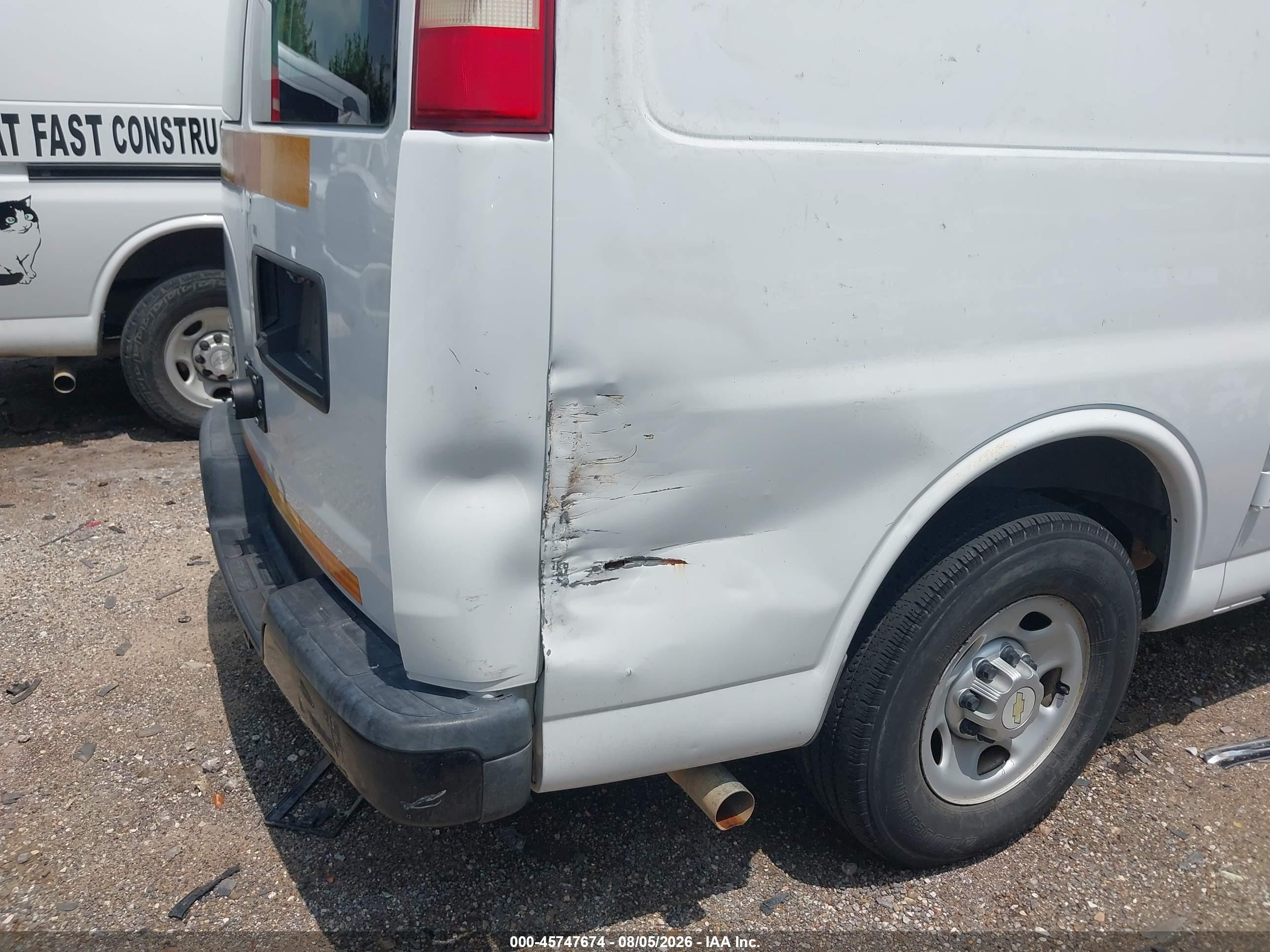 2013 Chevrolet Express 2500 Work Van White vin: 1GCWGFCB1D1902548