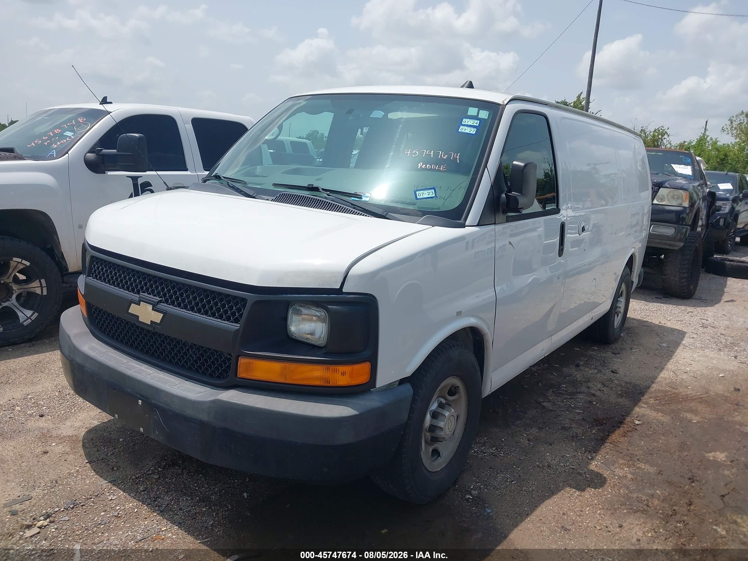 2013 Chevrolet Express 2500 Work Van White vin: 1GCWGFCB1D1902548
