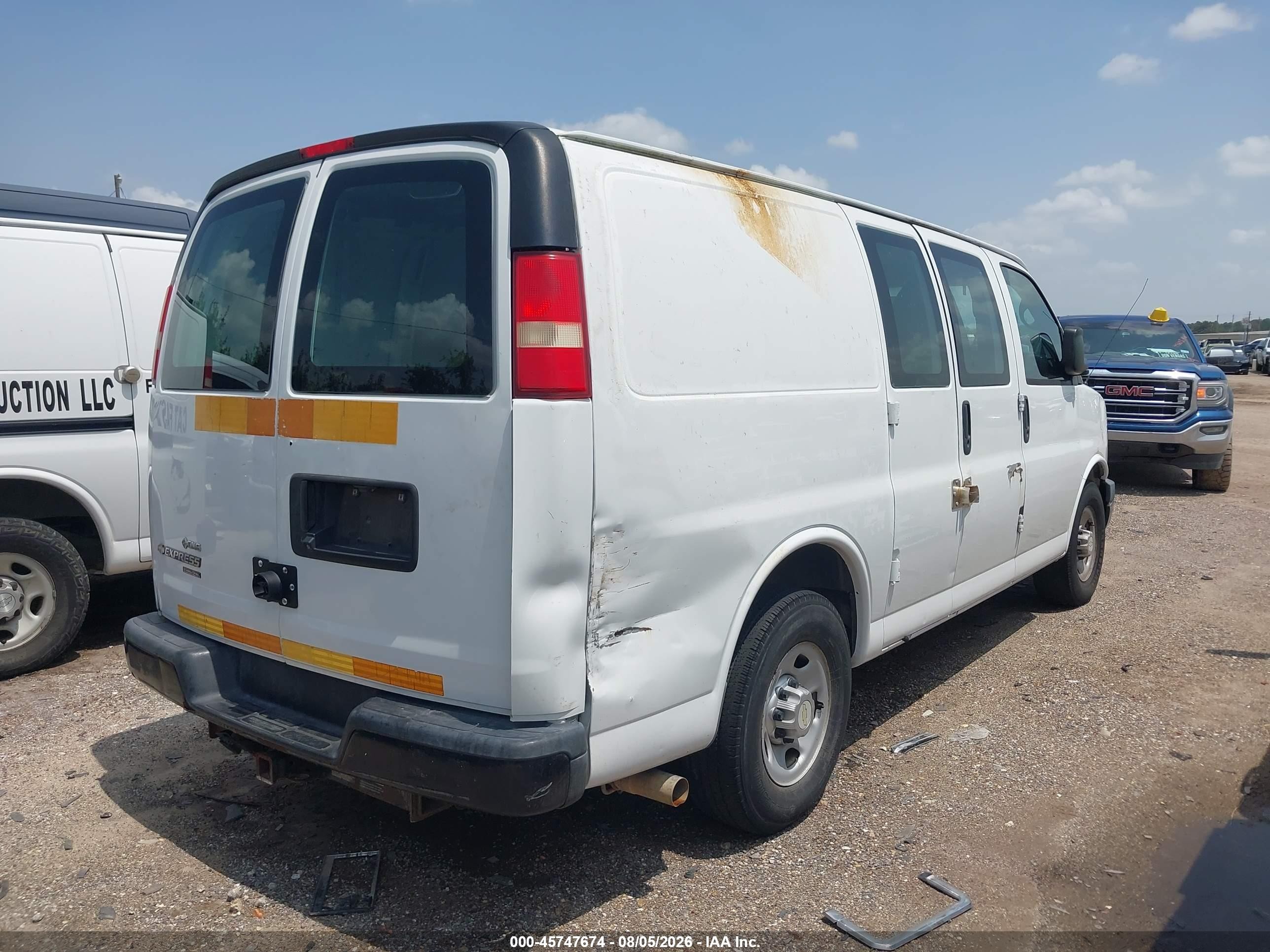 2013 Chevrolet Express 2500 Work Van White vin: 1GCWGFCB1D1902548