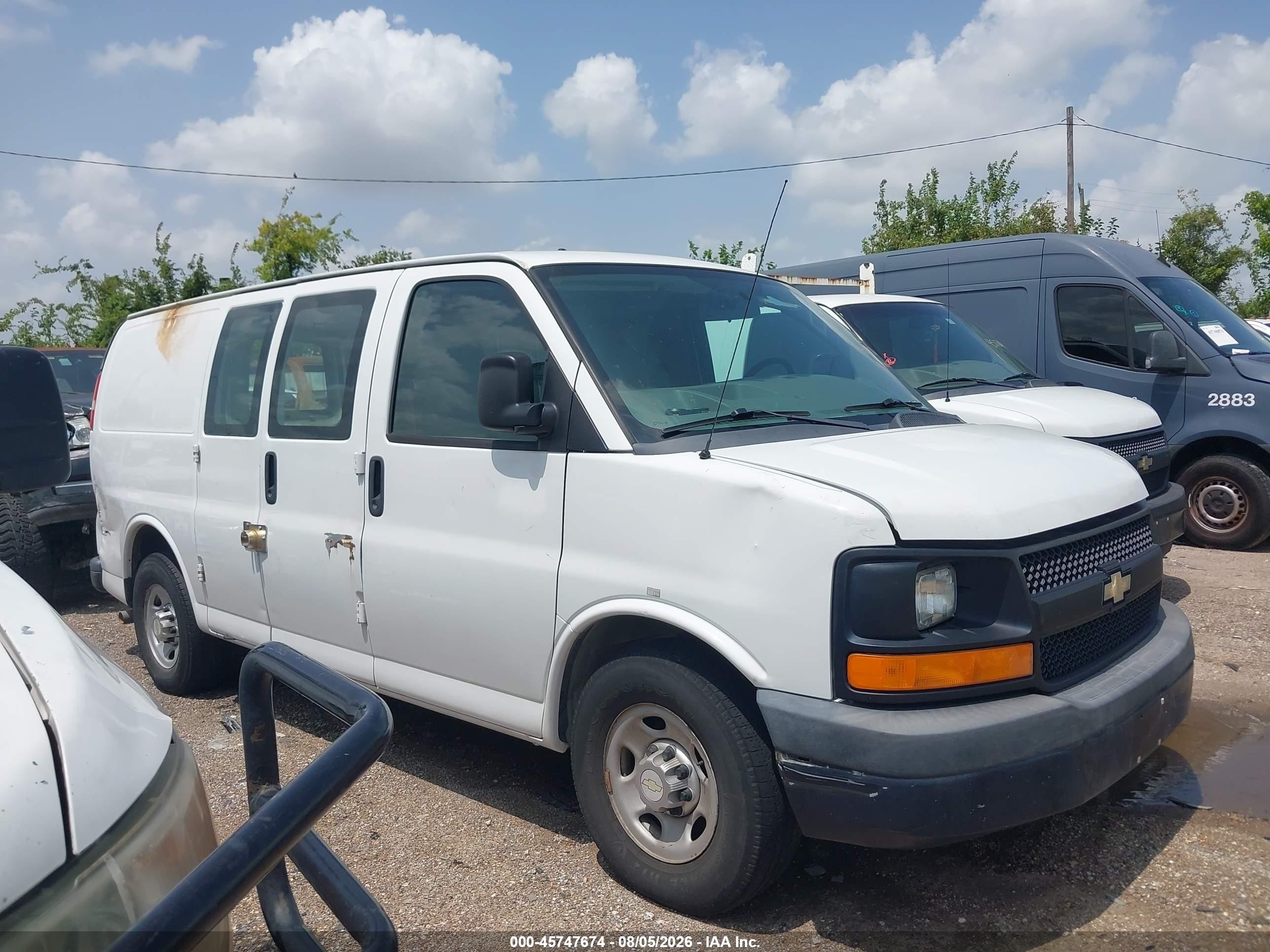 2013 Chevrolet Express 2500 Work Van White vin: 1GCWGFCB1D1902548