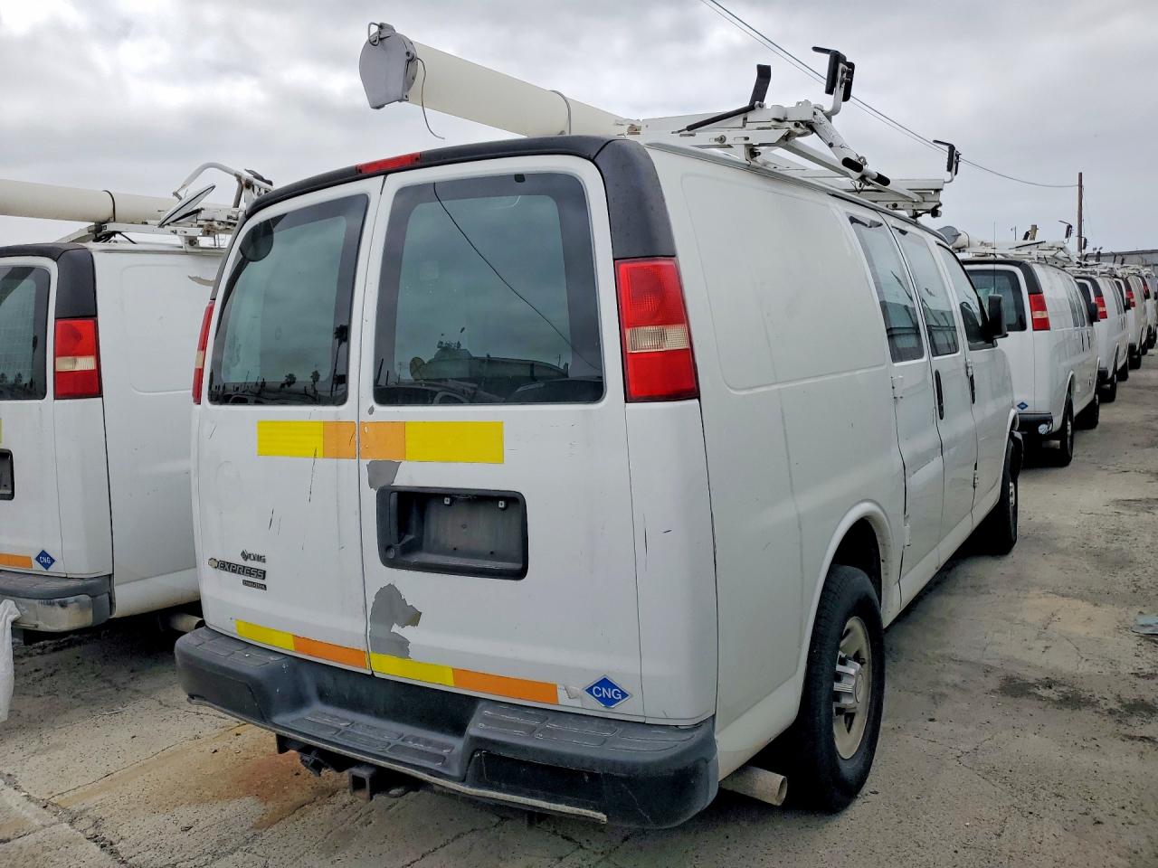2012 Chevrolet Express 2500 Белый vin: 1GCWGFCB2C1124954