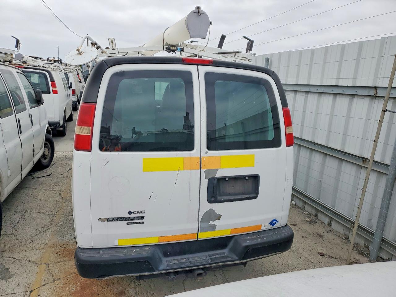2012 Chevrolet Express 2500 Белый vin: 1GCWGFCB2C1124954