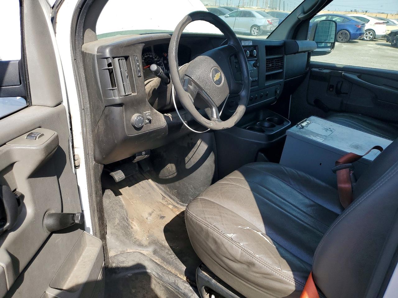 2013 Chevy Express G2500-r&d-cln Title-pri Fleet White vin: 1GCWGFCB9D1902247