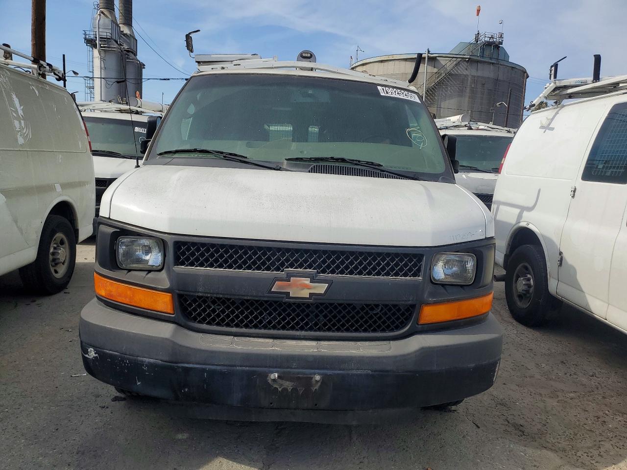 2013 Chevy Express G2500-r&d-cln Title-pri Fleet White vin: 1GCWGFCB9D1902247