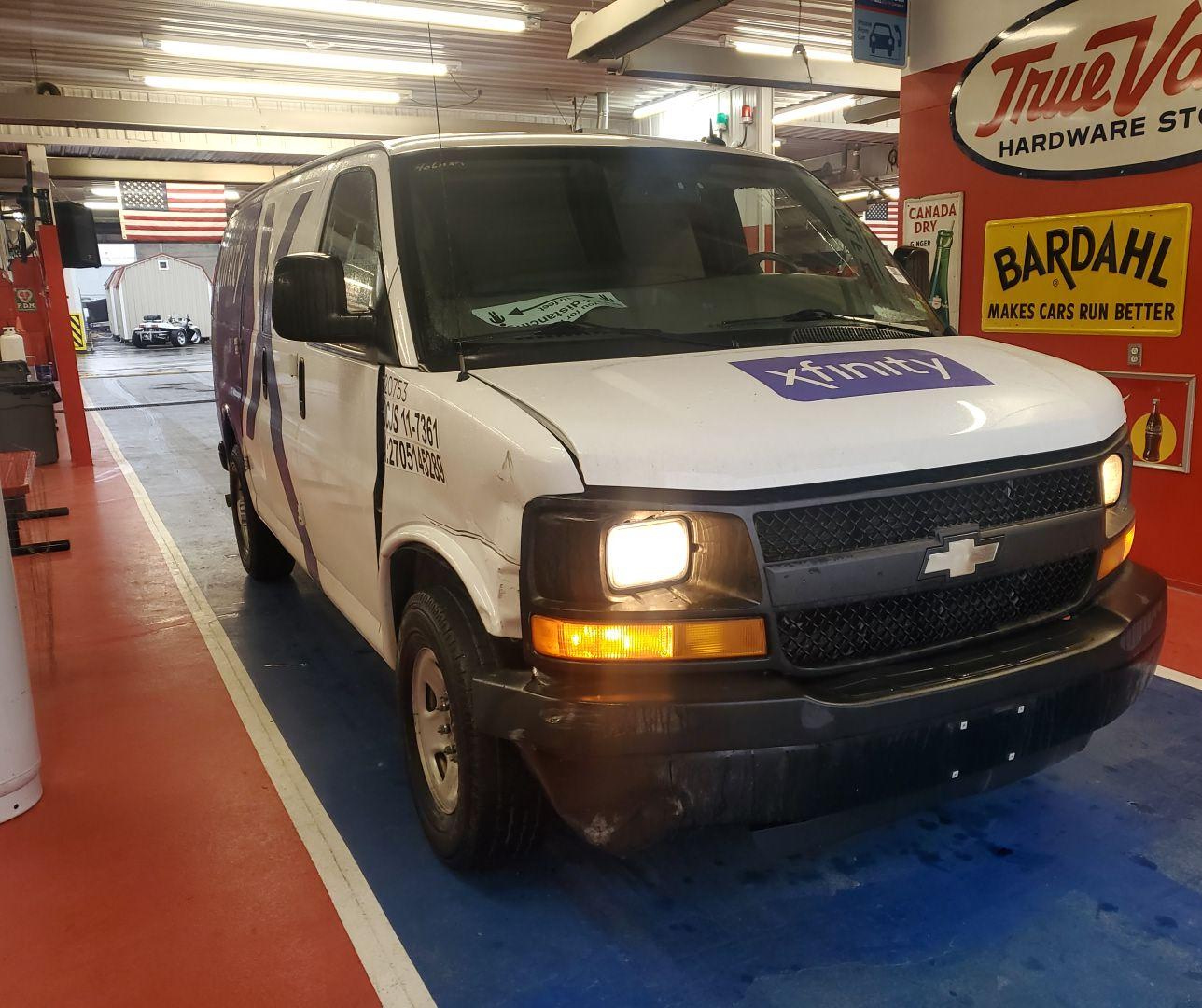 2015 Chevrolet Express 2500 Work Van vin: 1GCWGFCF1F1158598