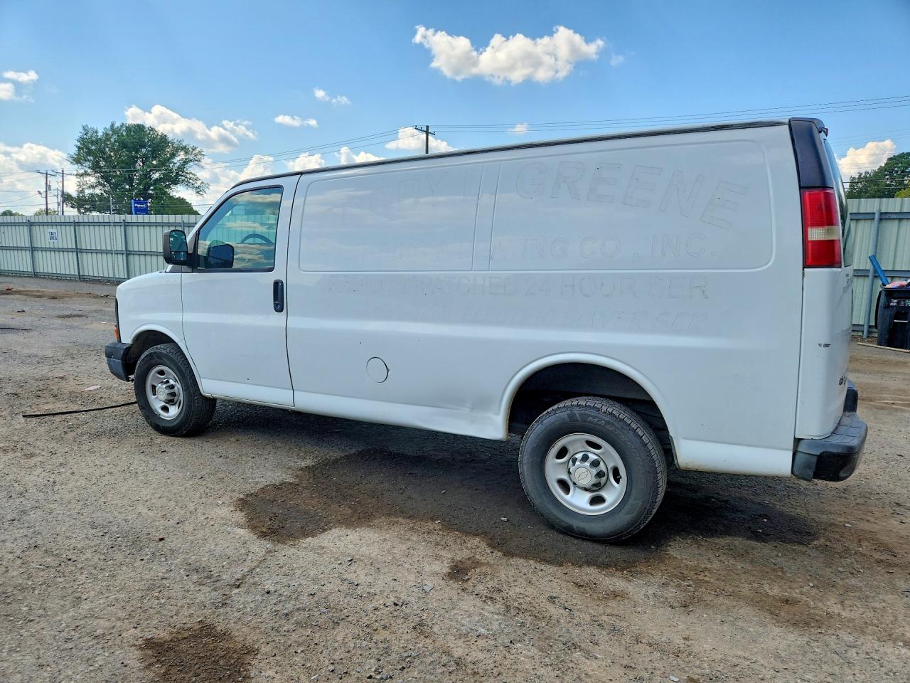 2015 Chevrolet Express G2500 White vin: 1GCWGFCF2F1116280