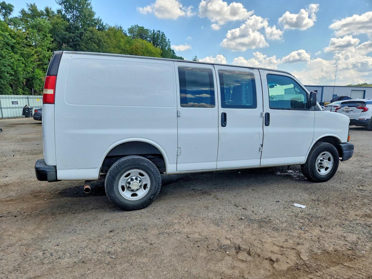 2015 Chevrolet Express G2500 White vin: 1GCWGFCF2F1116280