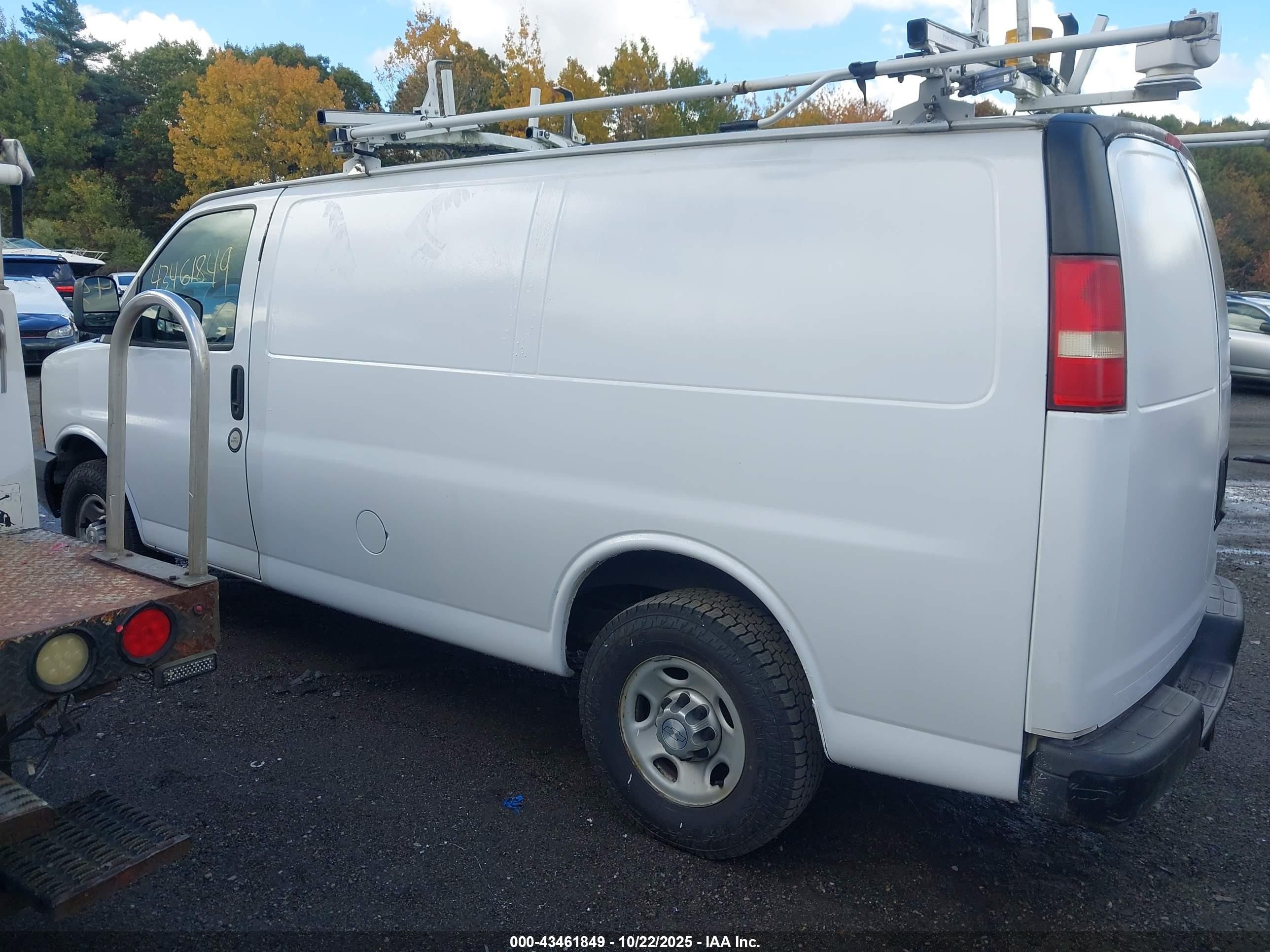 2015 Chevrolet Express 2500 Work Van White vin: 1GCWGFCF5F1168437