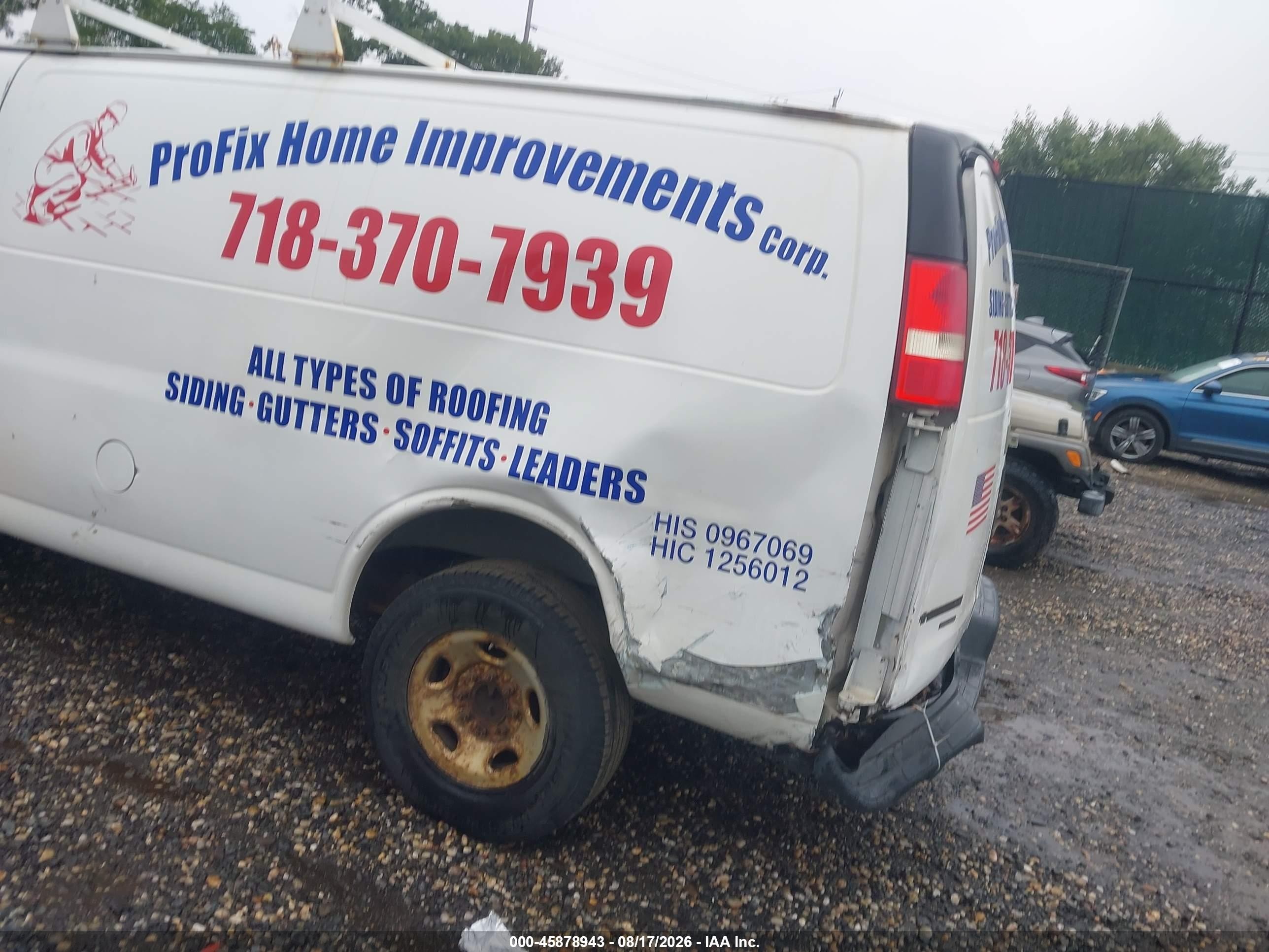 2015 Chevrolet Express 2500 Work Van Белый vin: 1GCWGFCFXF1262460