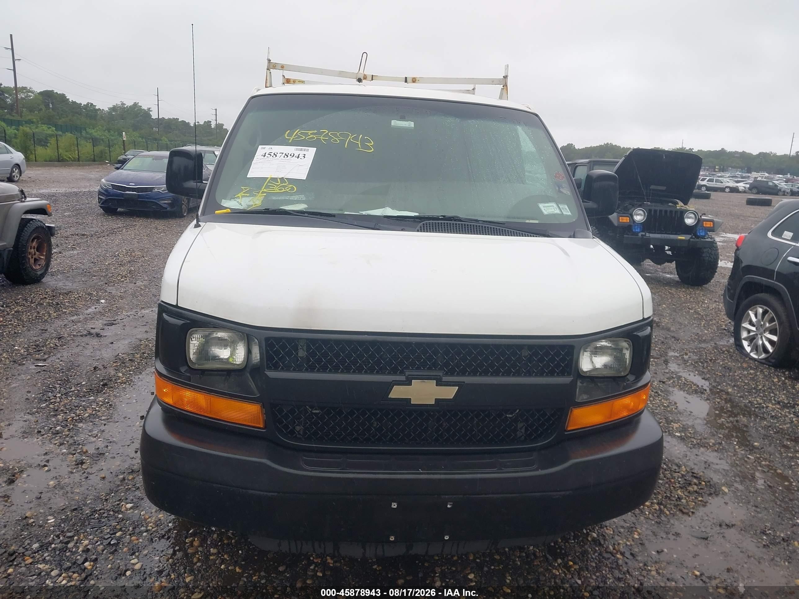 2015 Chevrolet Express 2500 Work Van Белый vin: 1GCWGFCFXF1262460