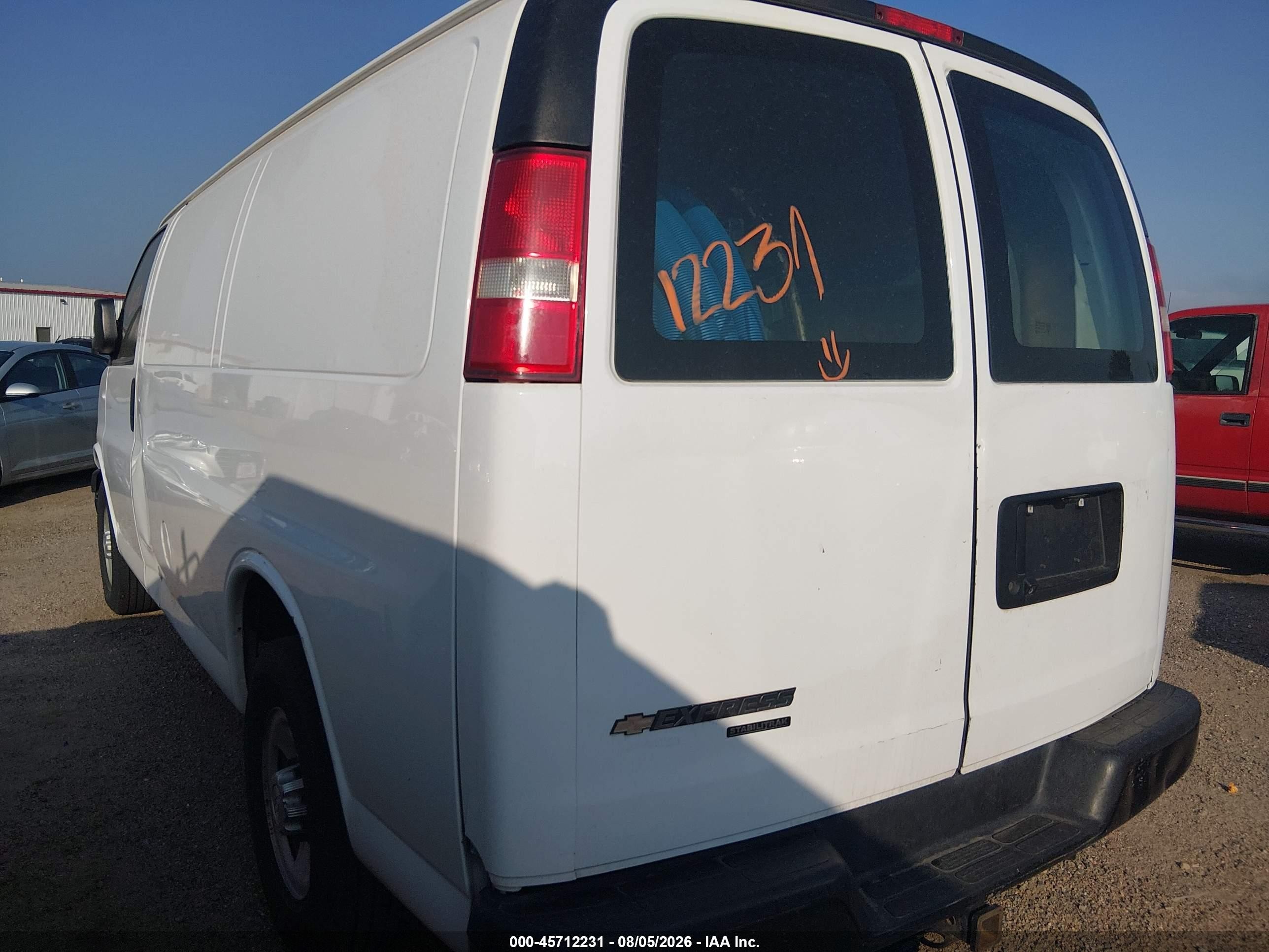 2015 Chevrolet Express 2500 Work Van White vin: 1GCWGFCG9F1226509