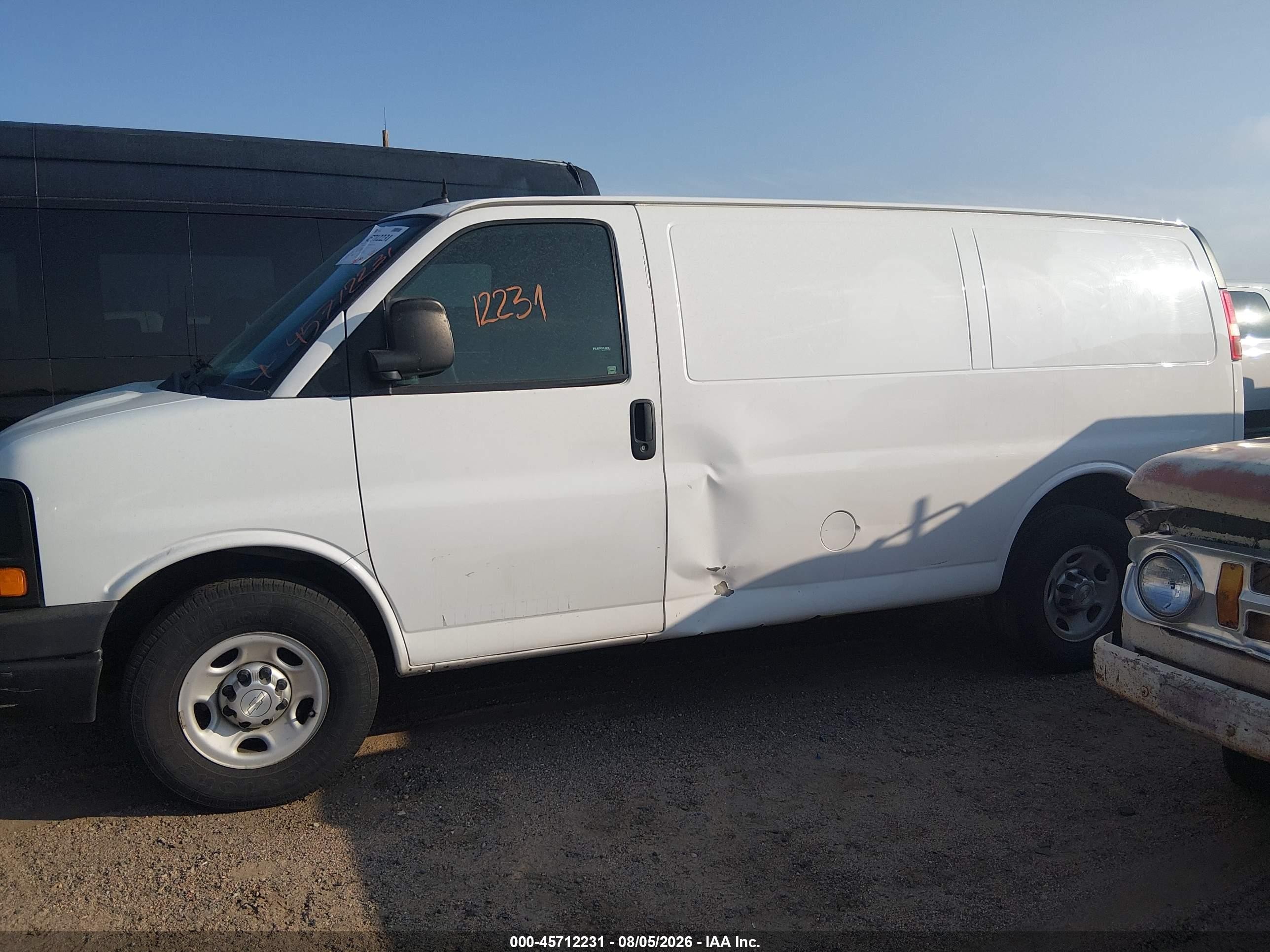 2015 Chevrolet Express 2500 Work Van White vin: 1GCWGFCG9F1226509
