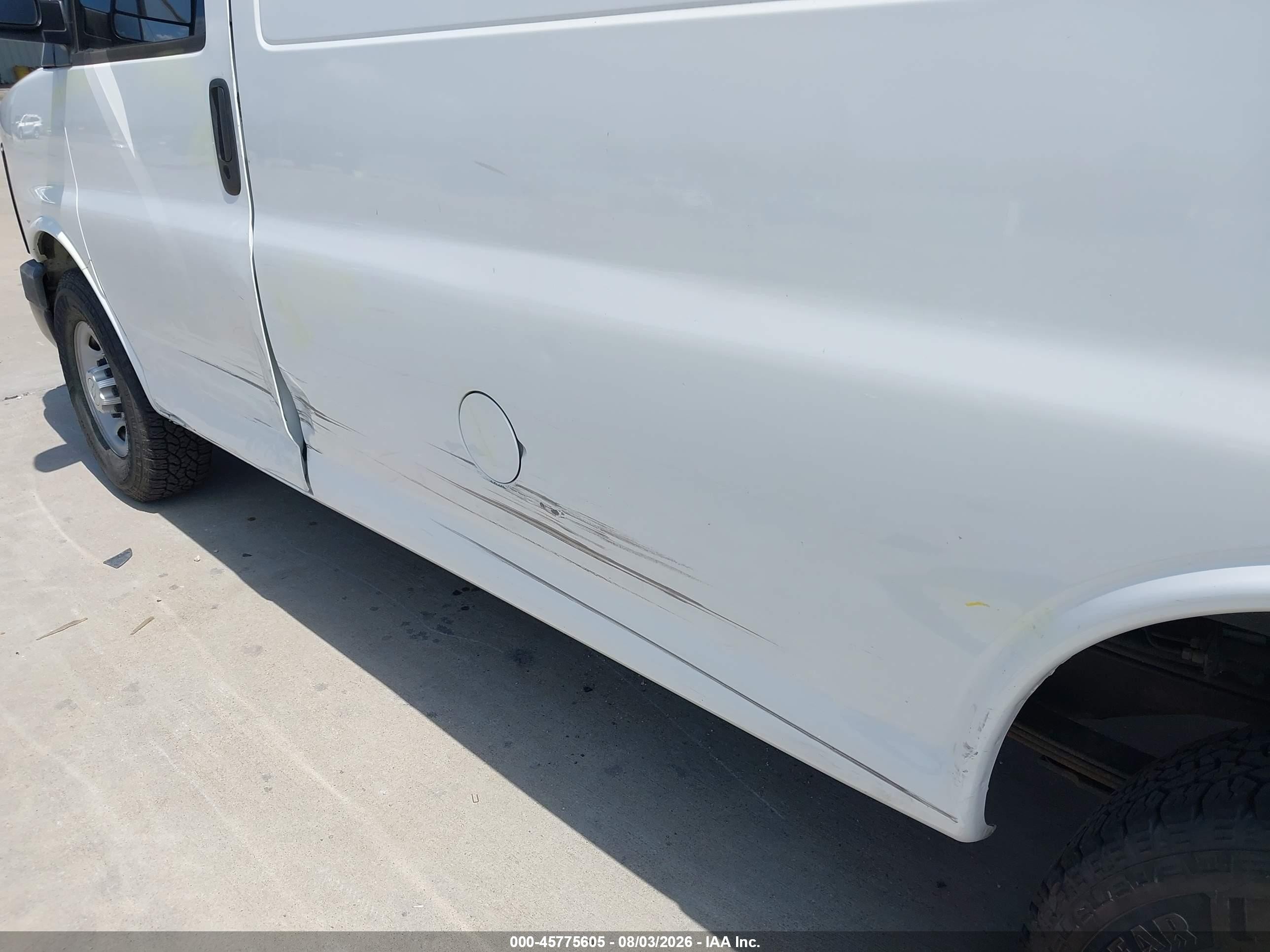 2014 Chevrolet Express 2500 Work Van White vin: 1GCWGFFA0E1188867