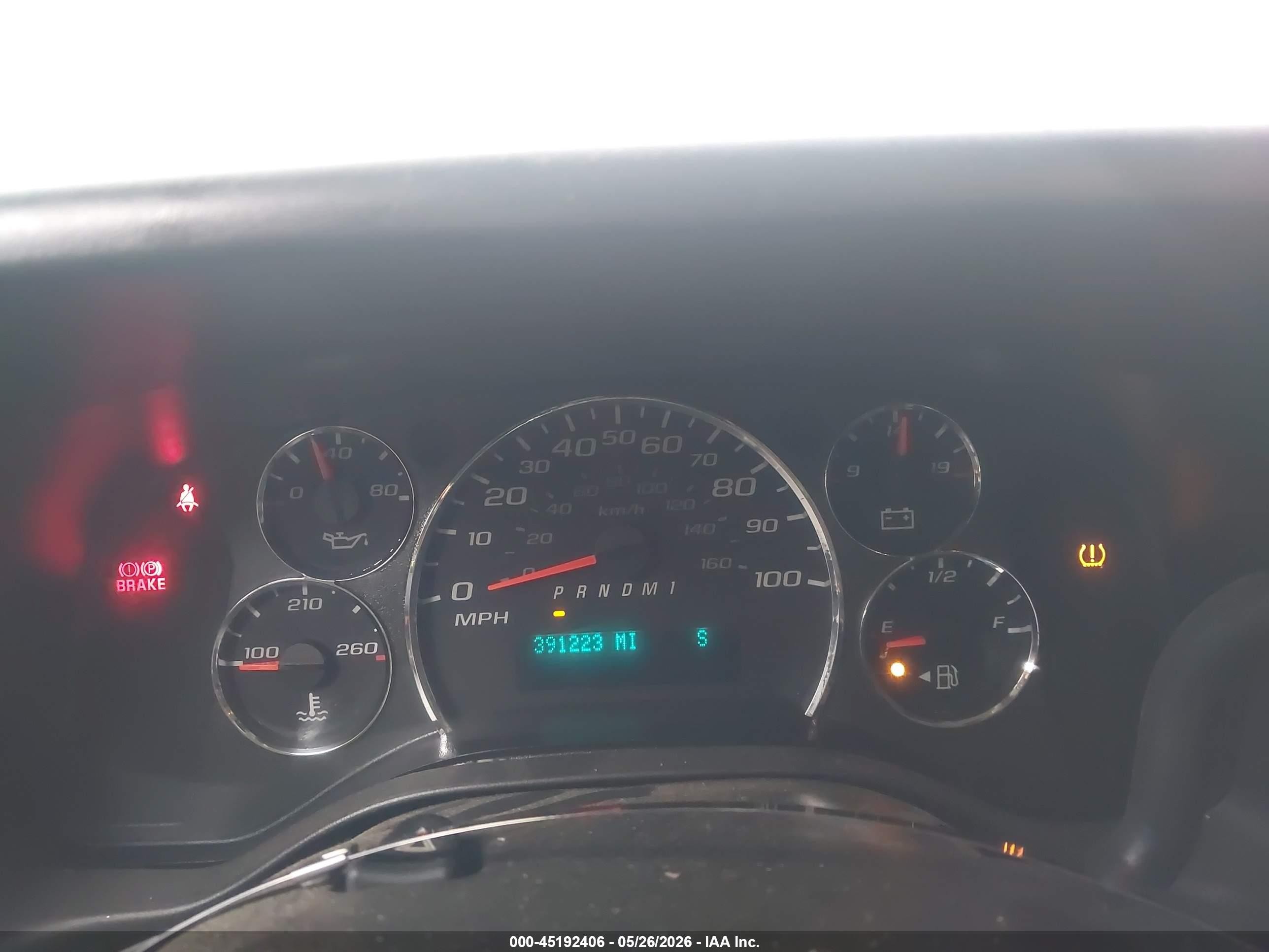 2011 Chevrolet Express 2500 Work Van White vin: 1GCWGFFA3B1125855