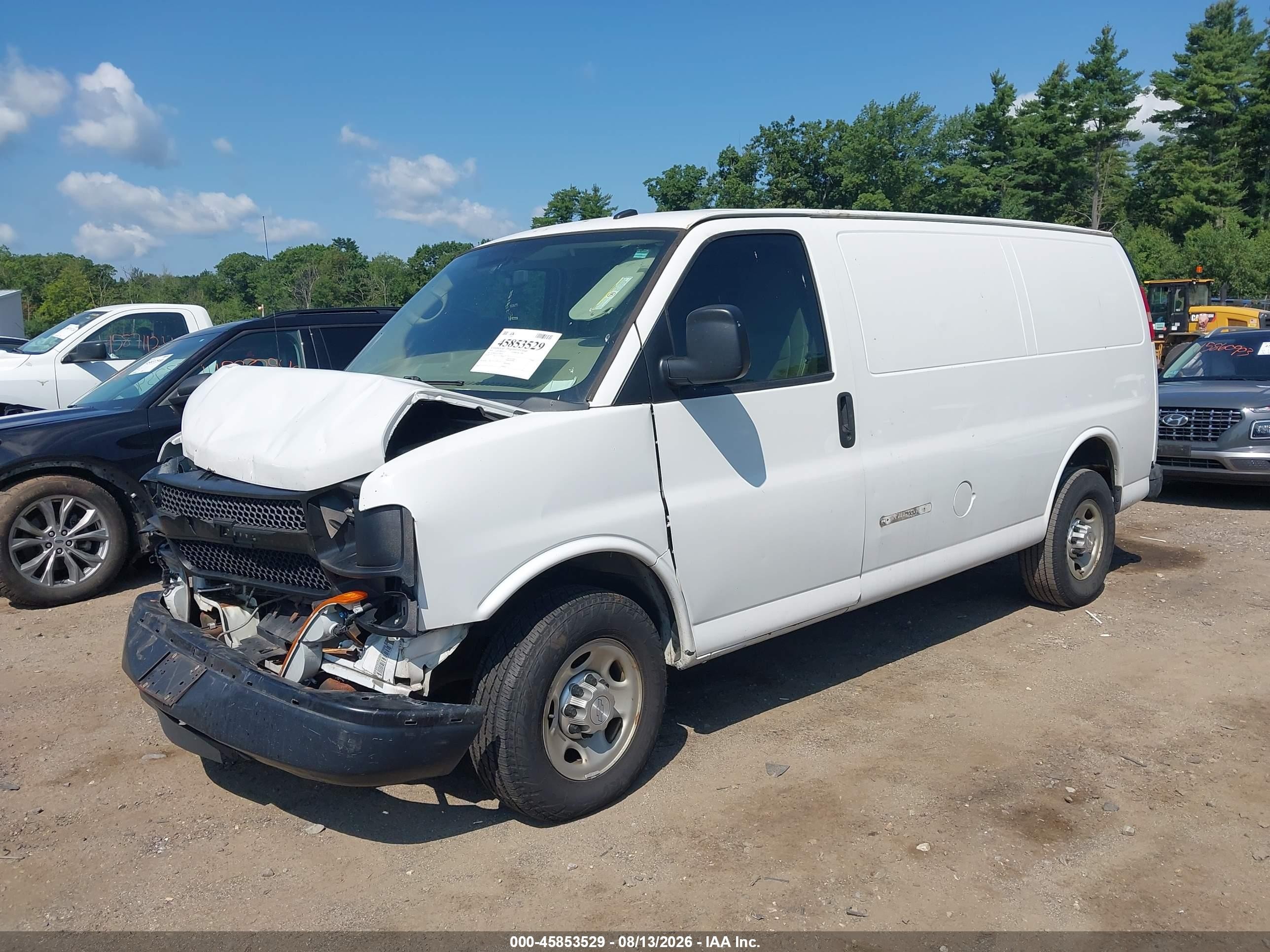 2014 Chevrolet Express 2500 Work Van White vin: 1GCWGFFA3E1182156