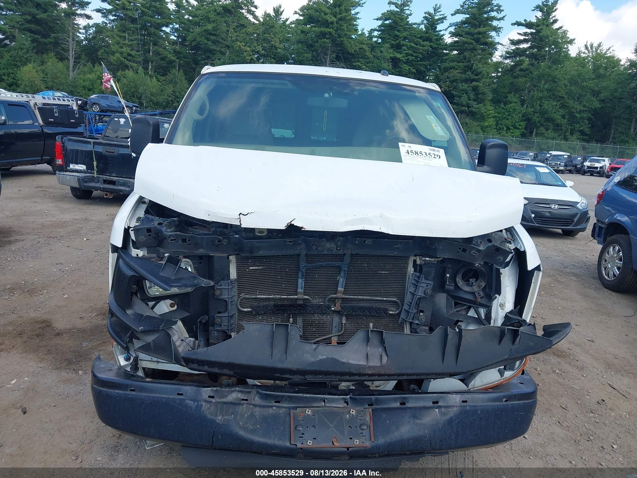 2014 Chevrolet Express 2500 Work Van White vin: 1GCWGFFA3E1182156